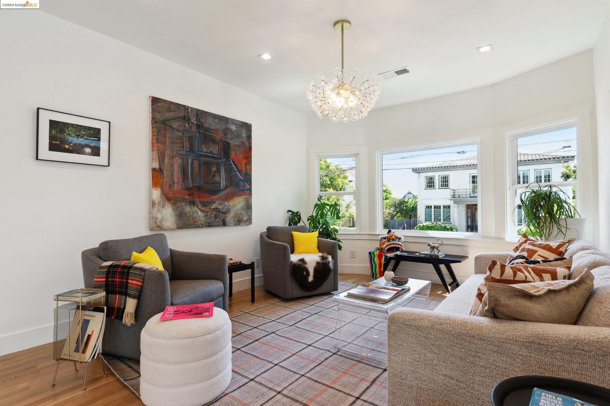 462 44th Street