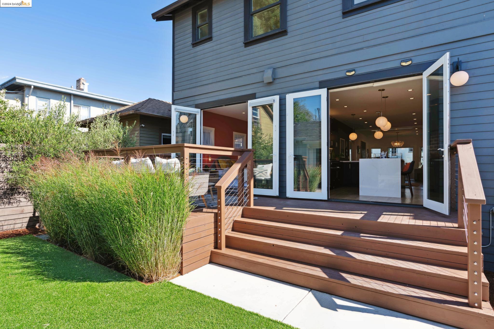 462 44th Street