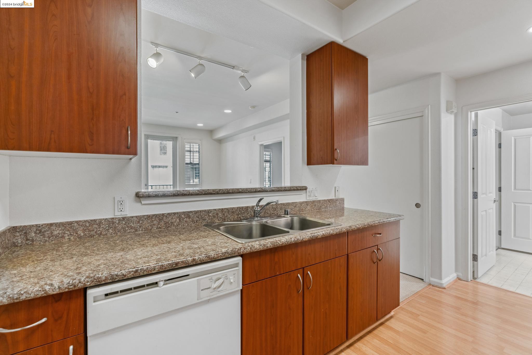 989 Franklin Street # 522