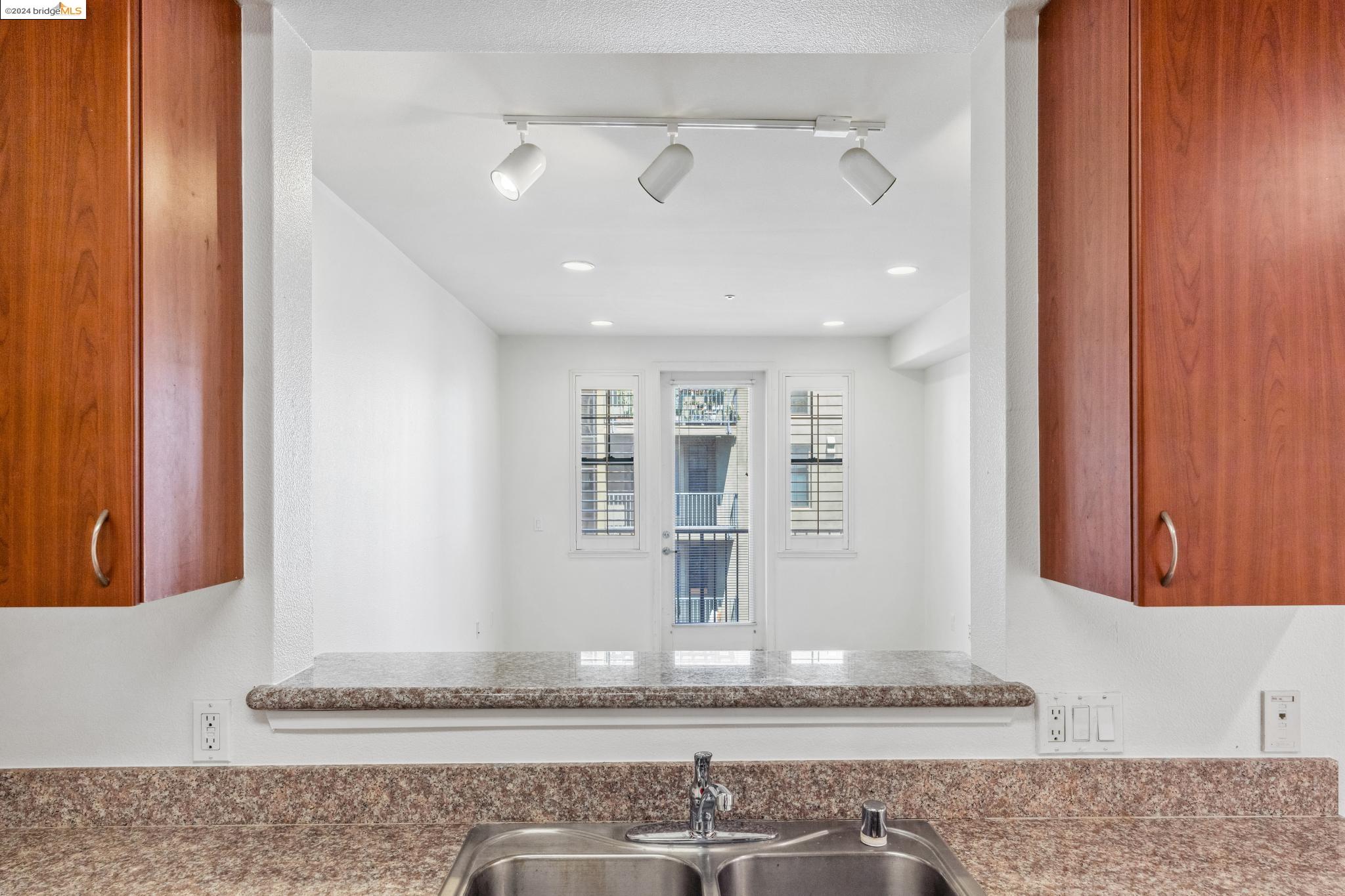 989 Franklin Street # 522