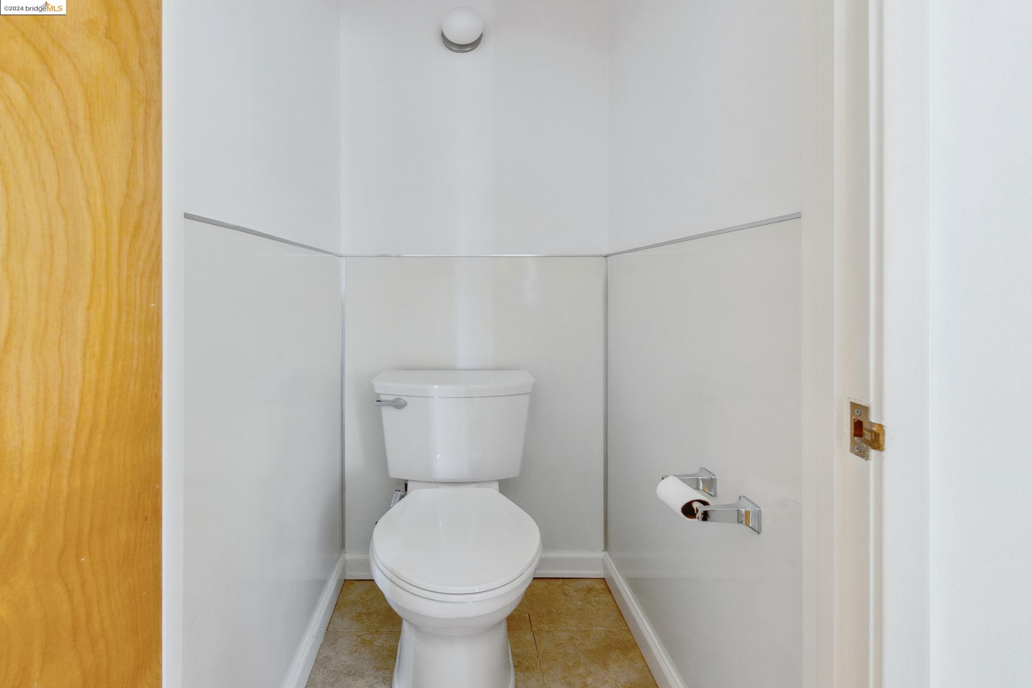 6725 Portola Dr