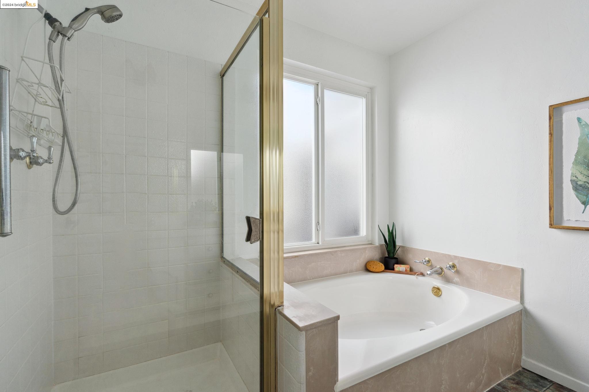 211 Cheswick Ct