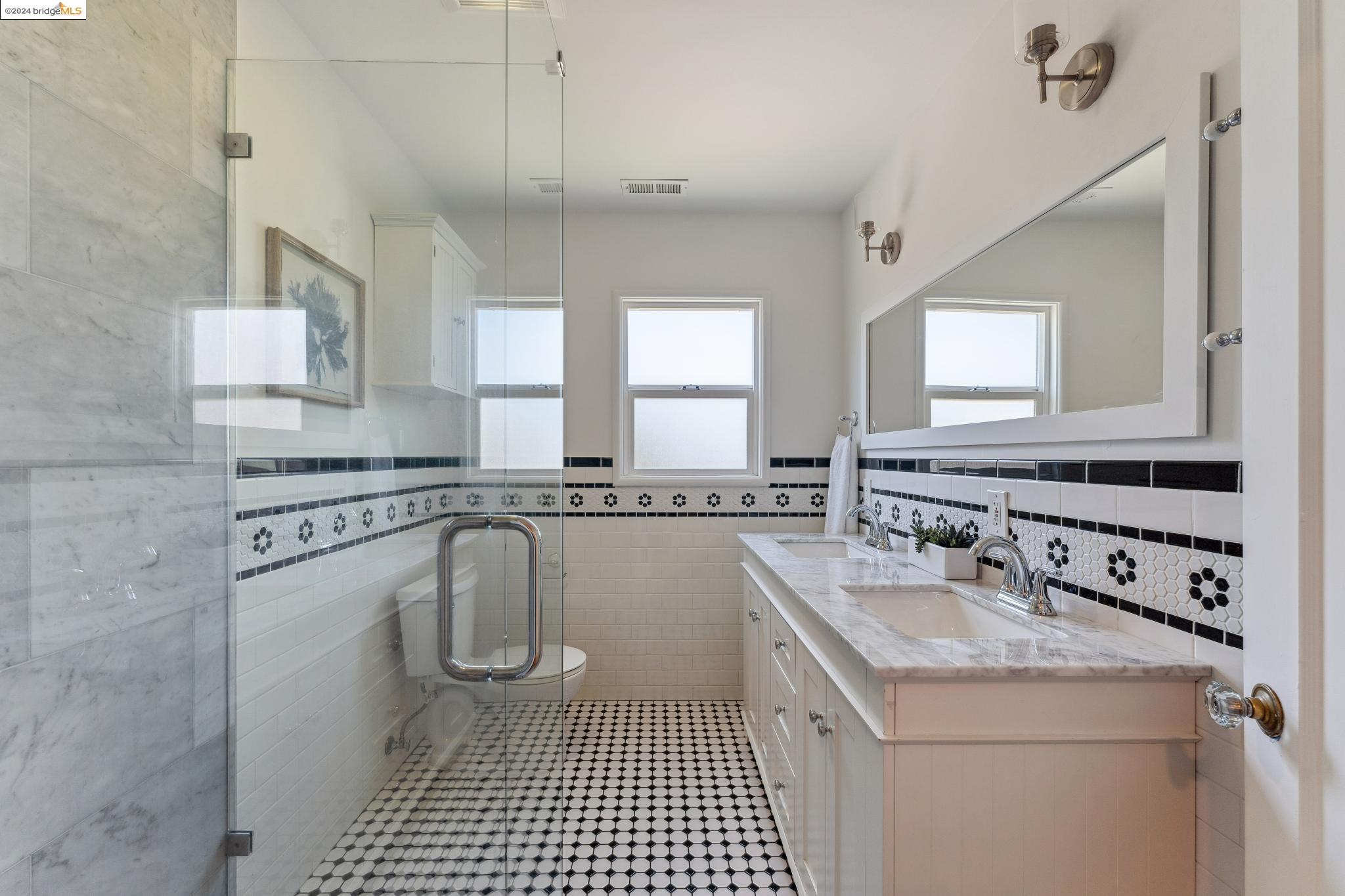 3229 Ardley Ave