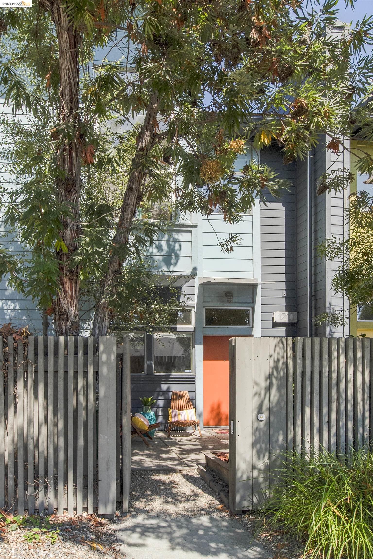 1210 32nd st