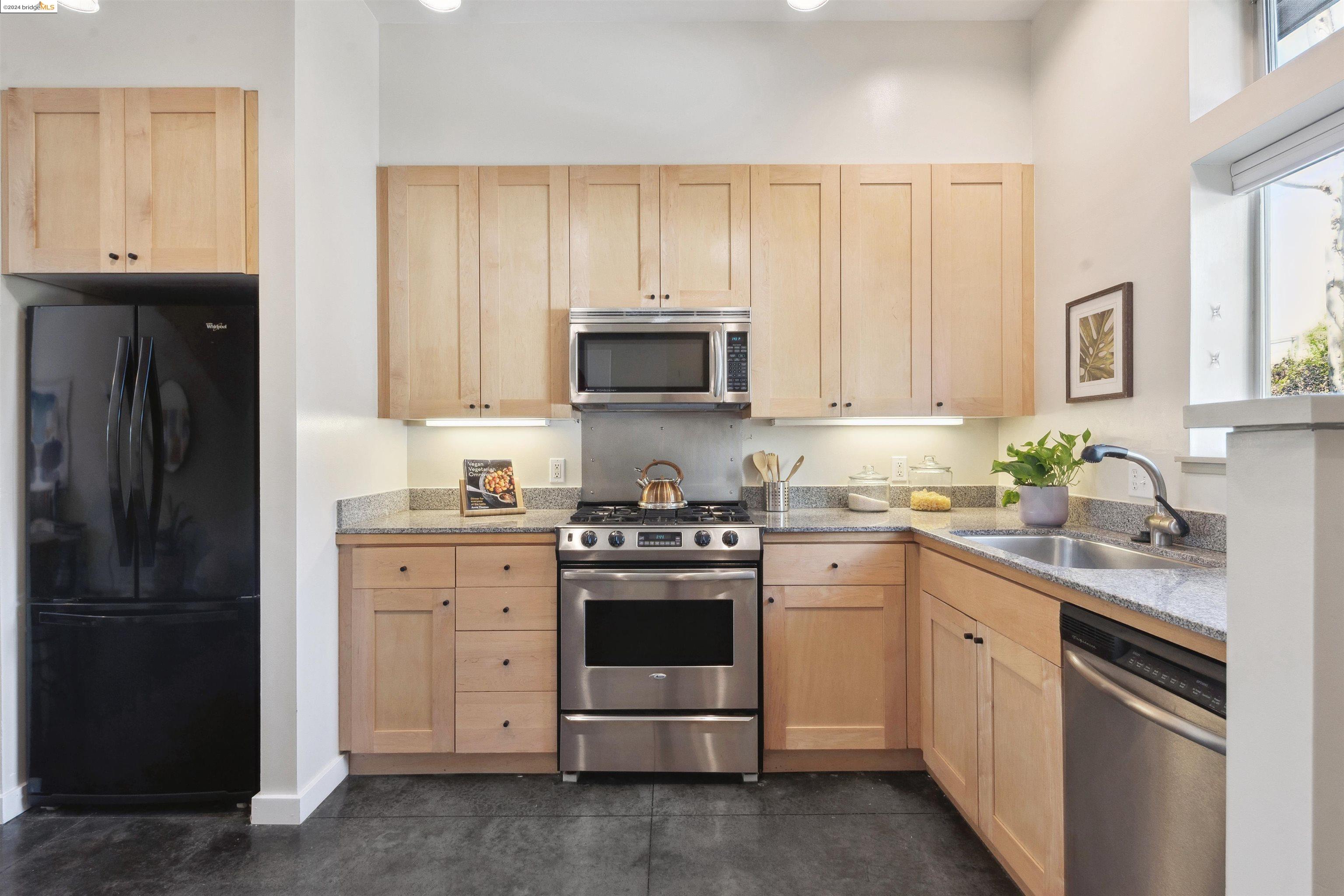 1210 32nd st