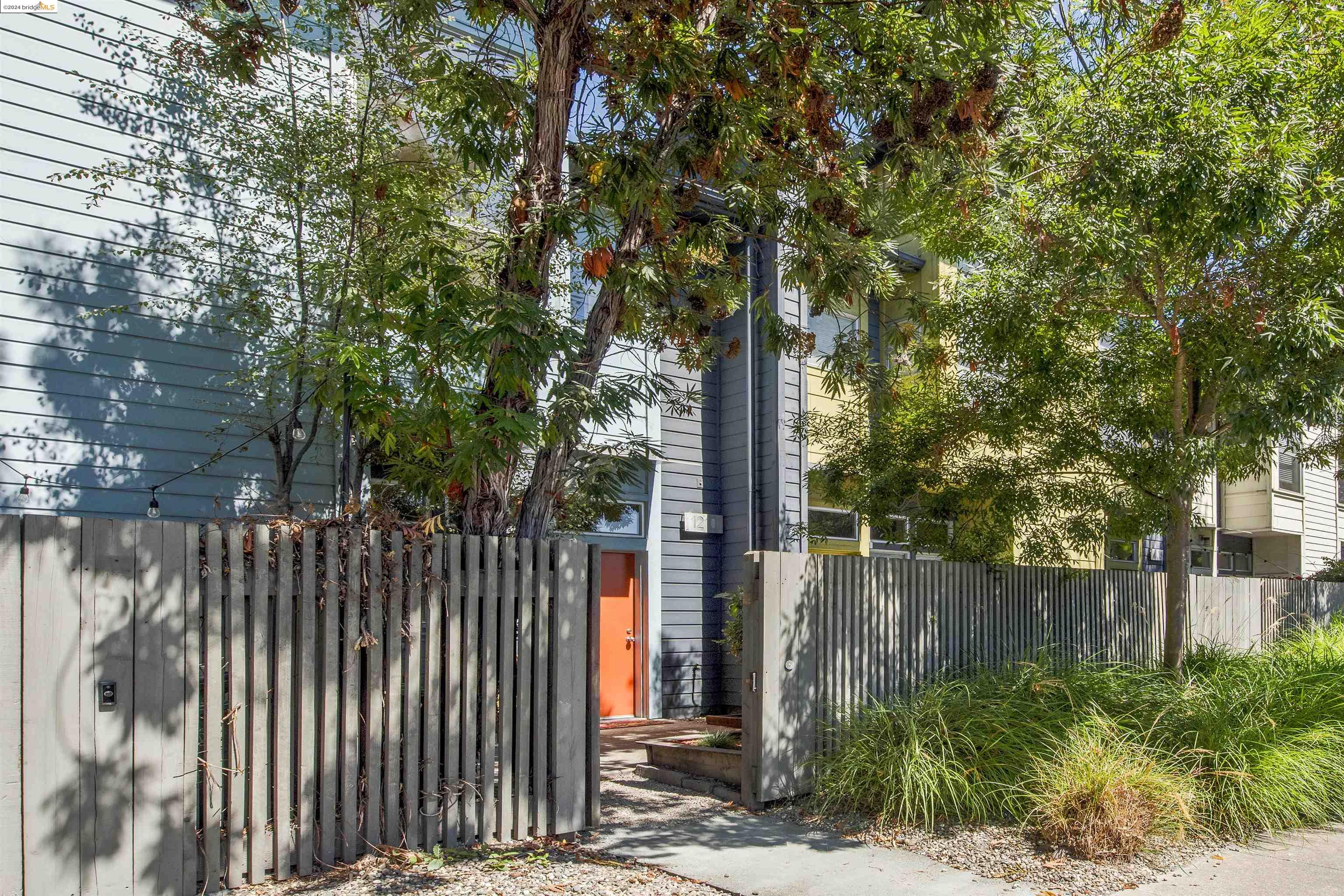 1210 32nd st