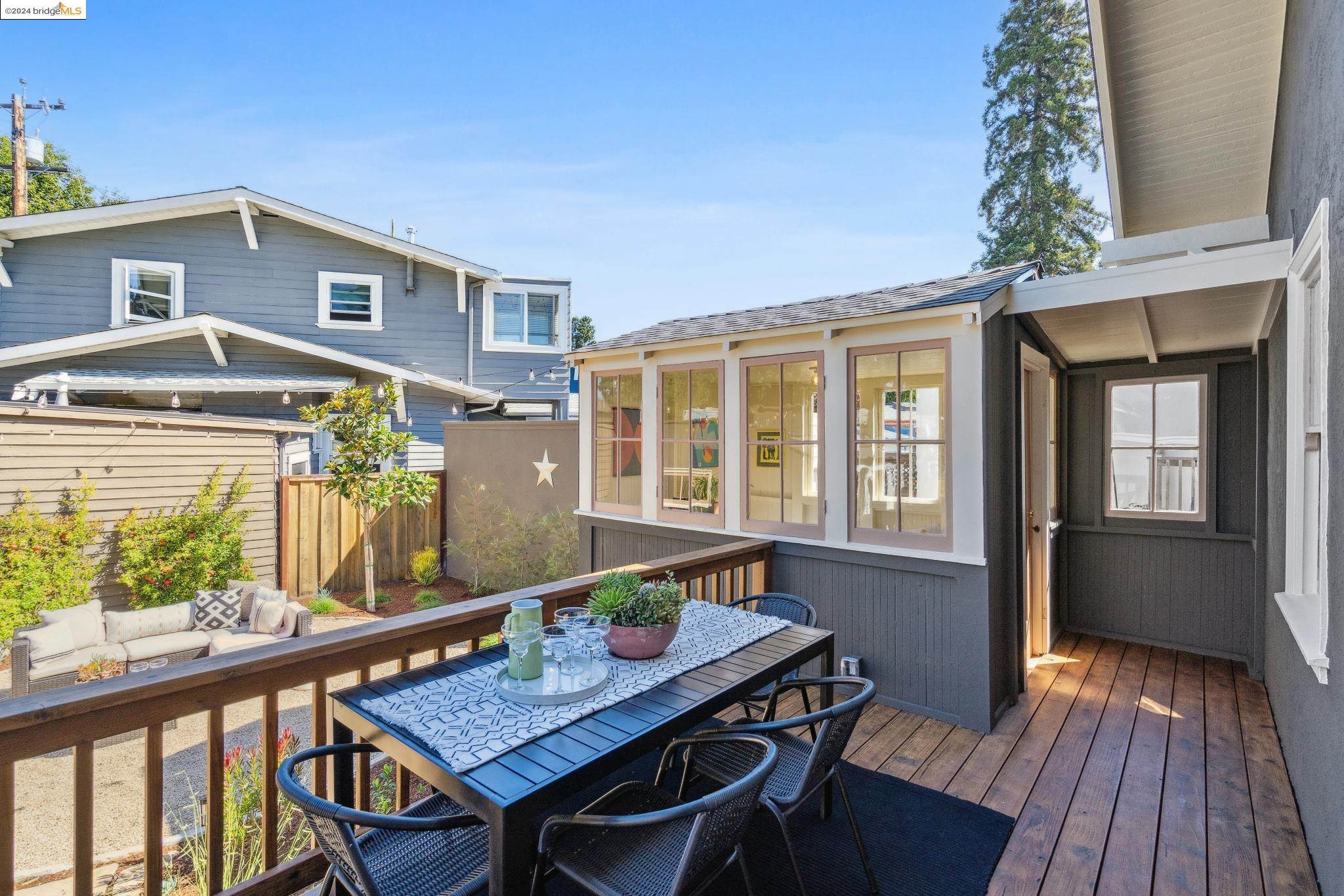 348 GLENDALE Ave