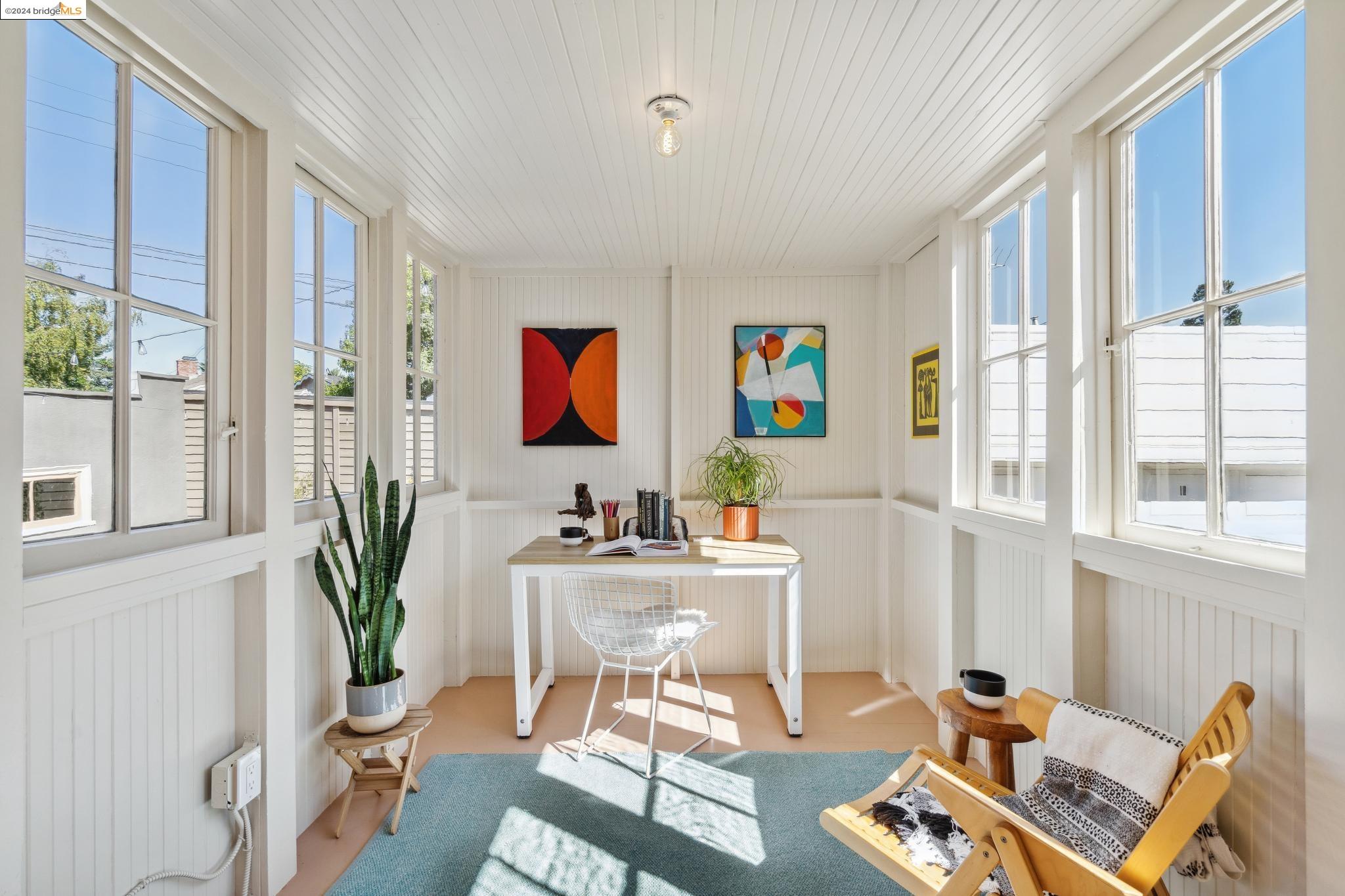 348 GLENDALE Ave