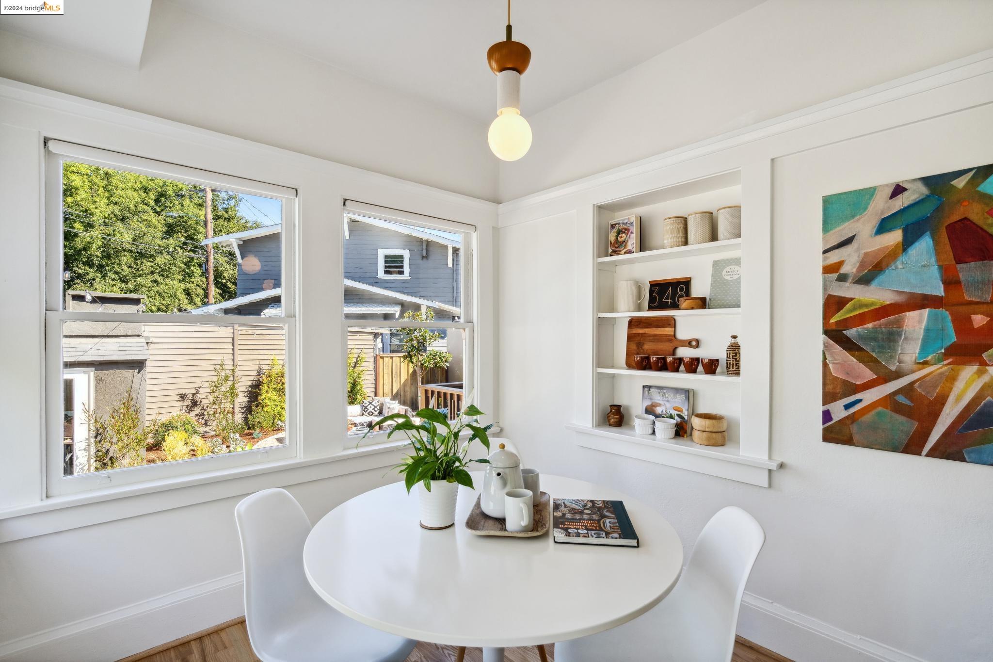 348 GLENDALE Ave
