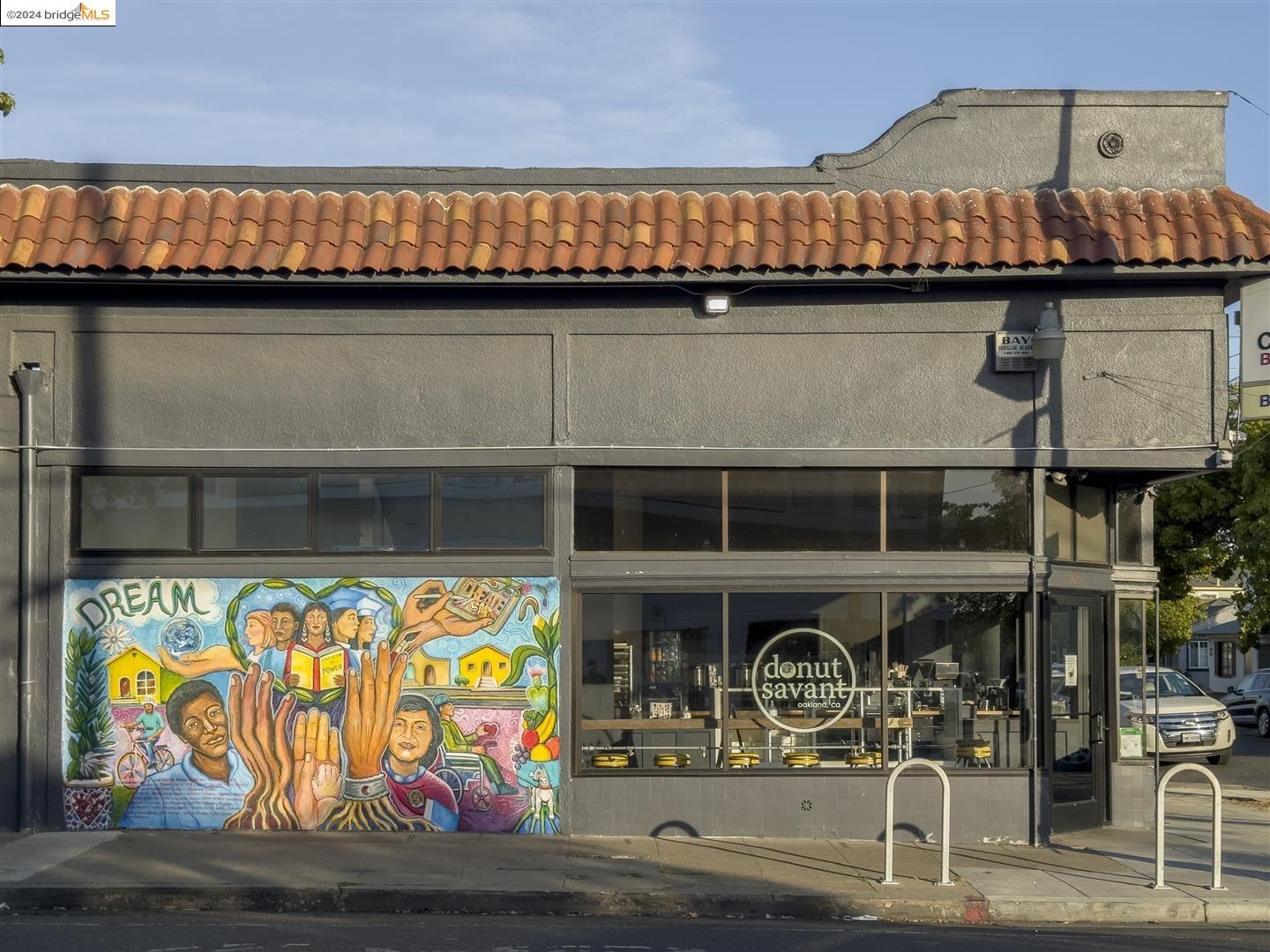 3015 Minna Ave
