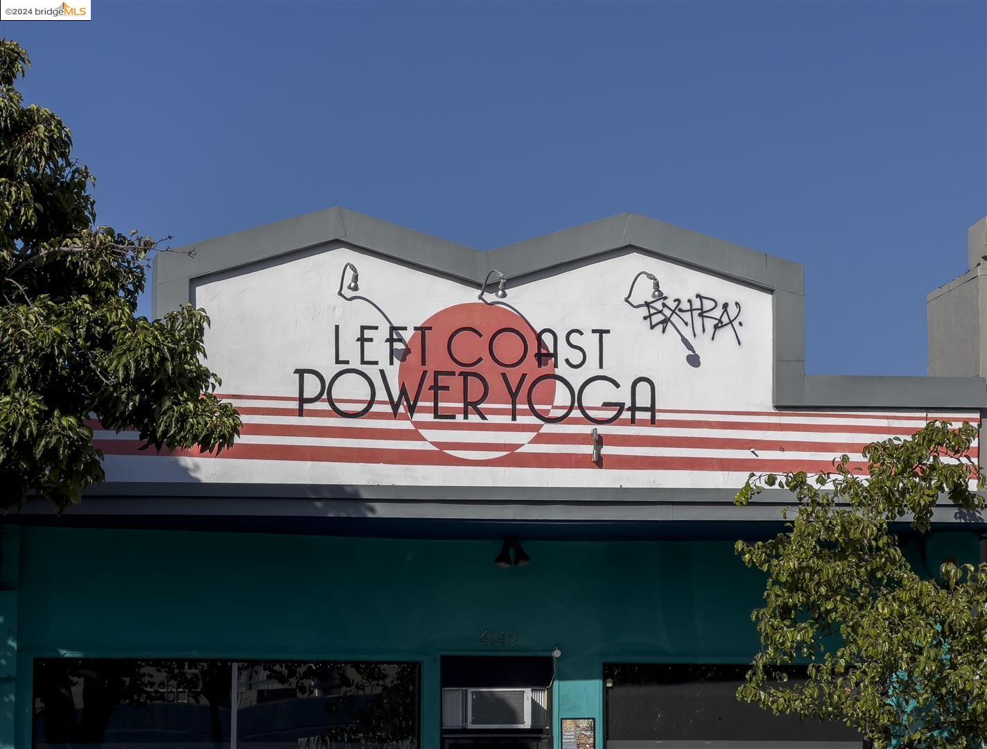 3015 Minna Ave