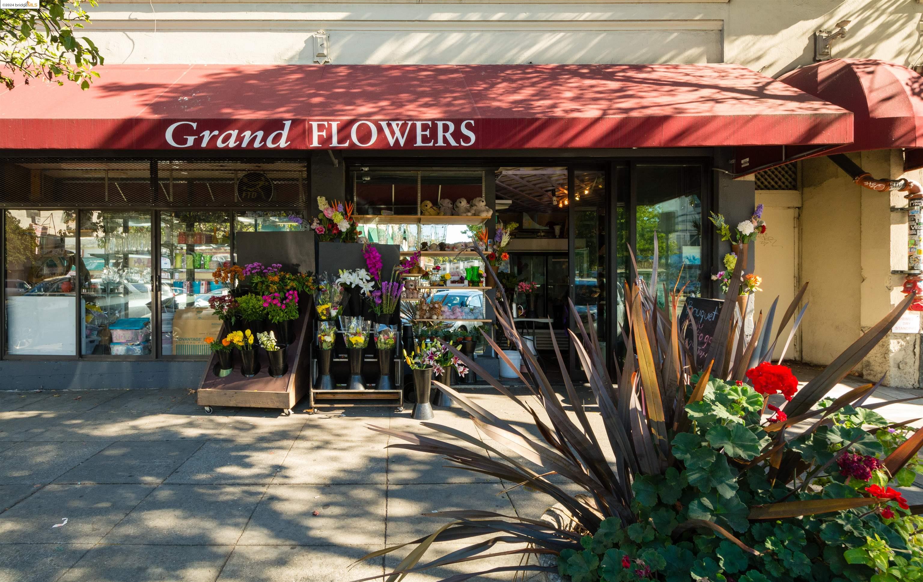 325 Vernon Street # 305