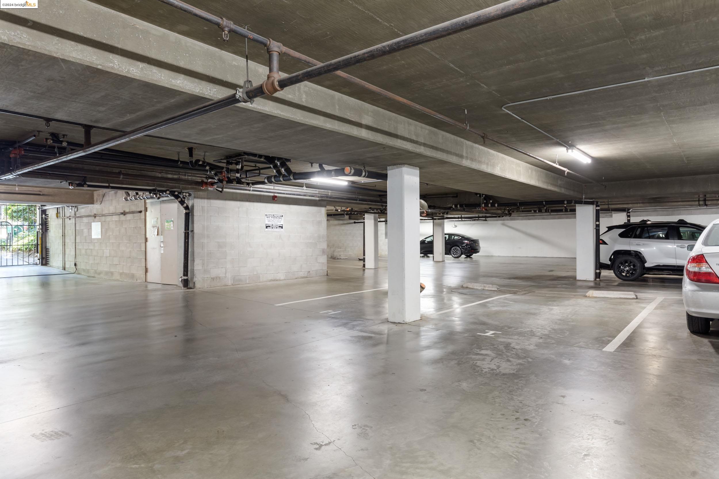 325 Vernon Street # 305