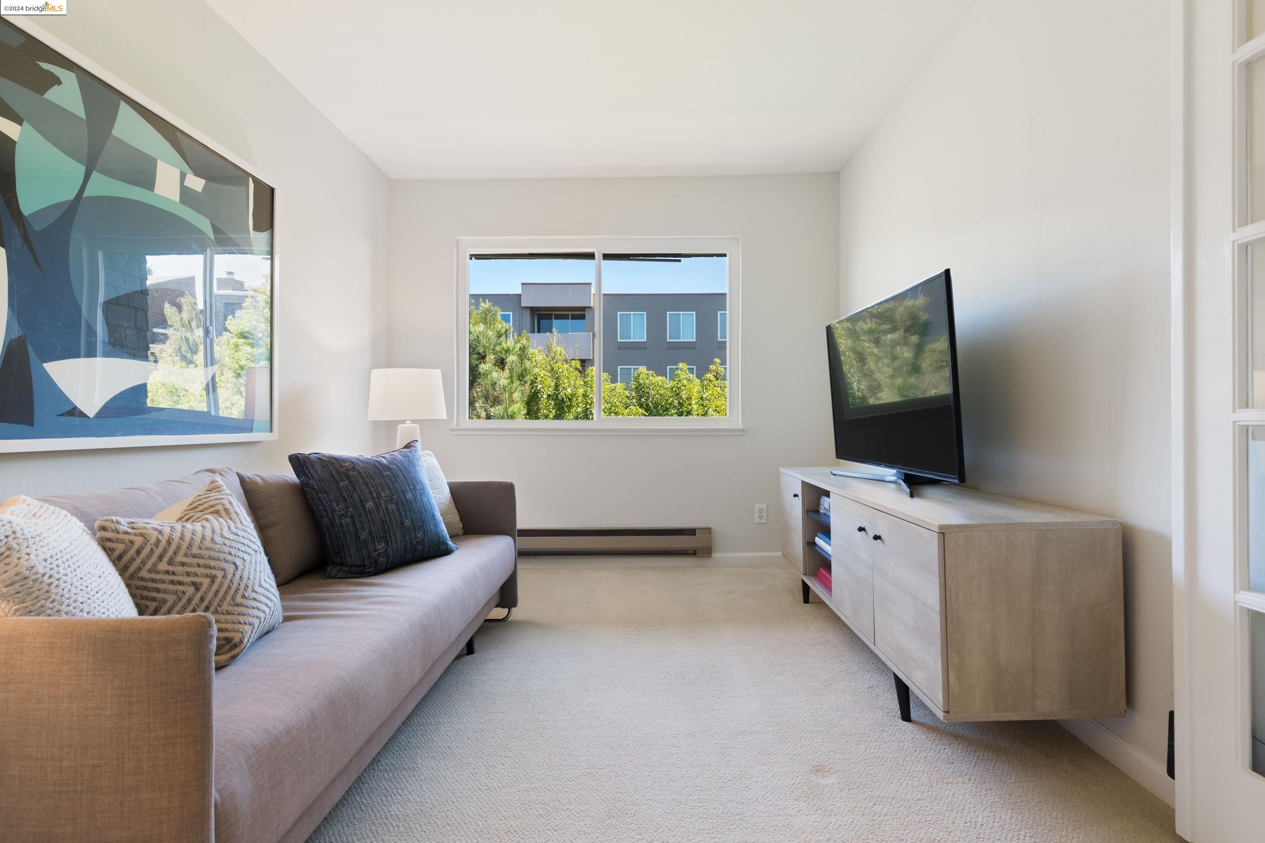 325 Vernon Street # 305