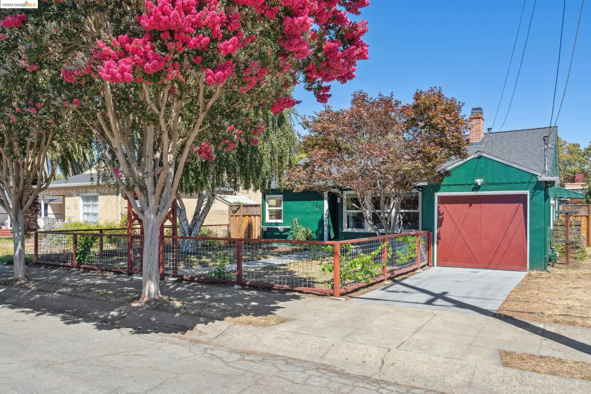 154 Pontiac St