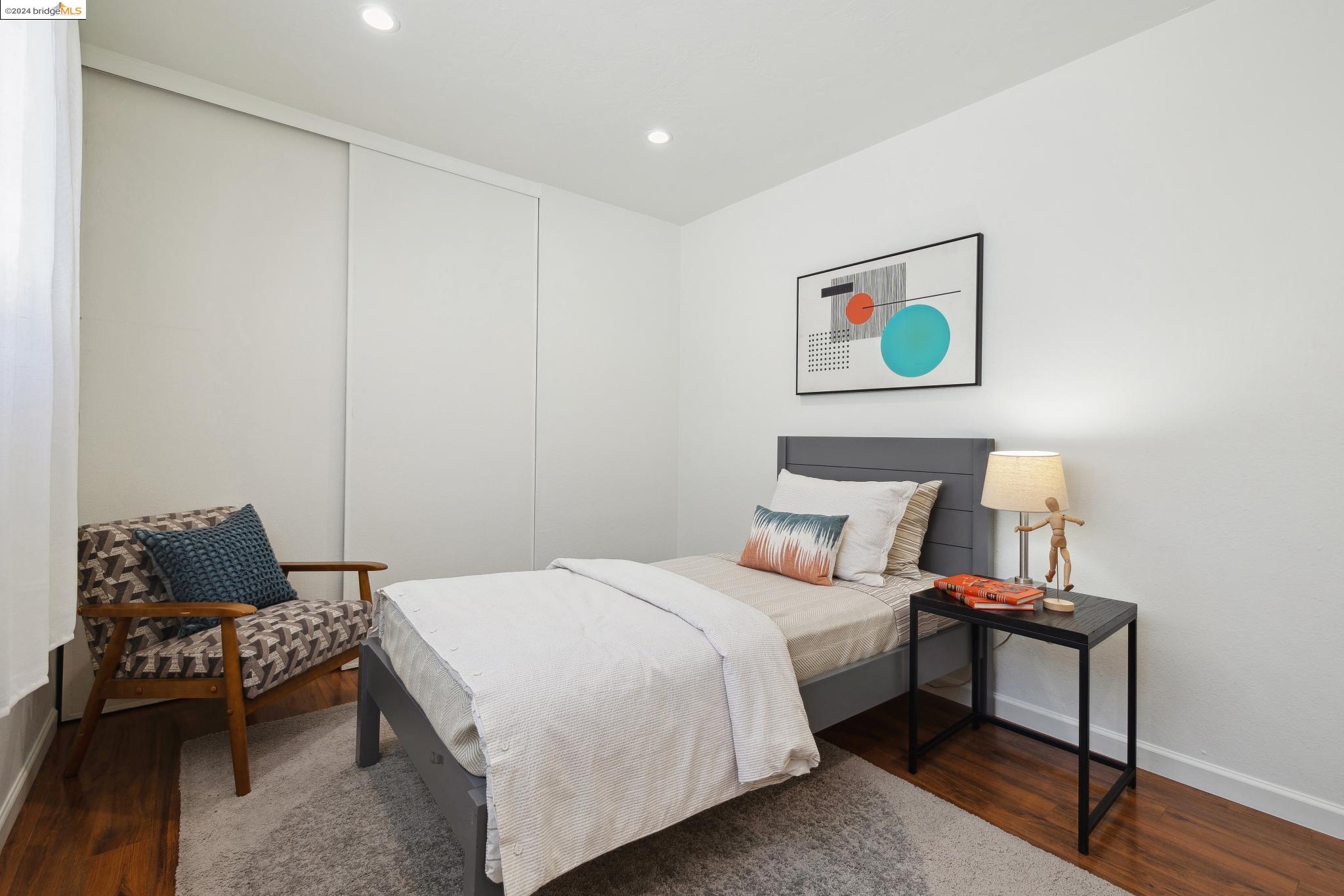 261 S 42Nd St