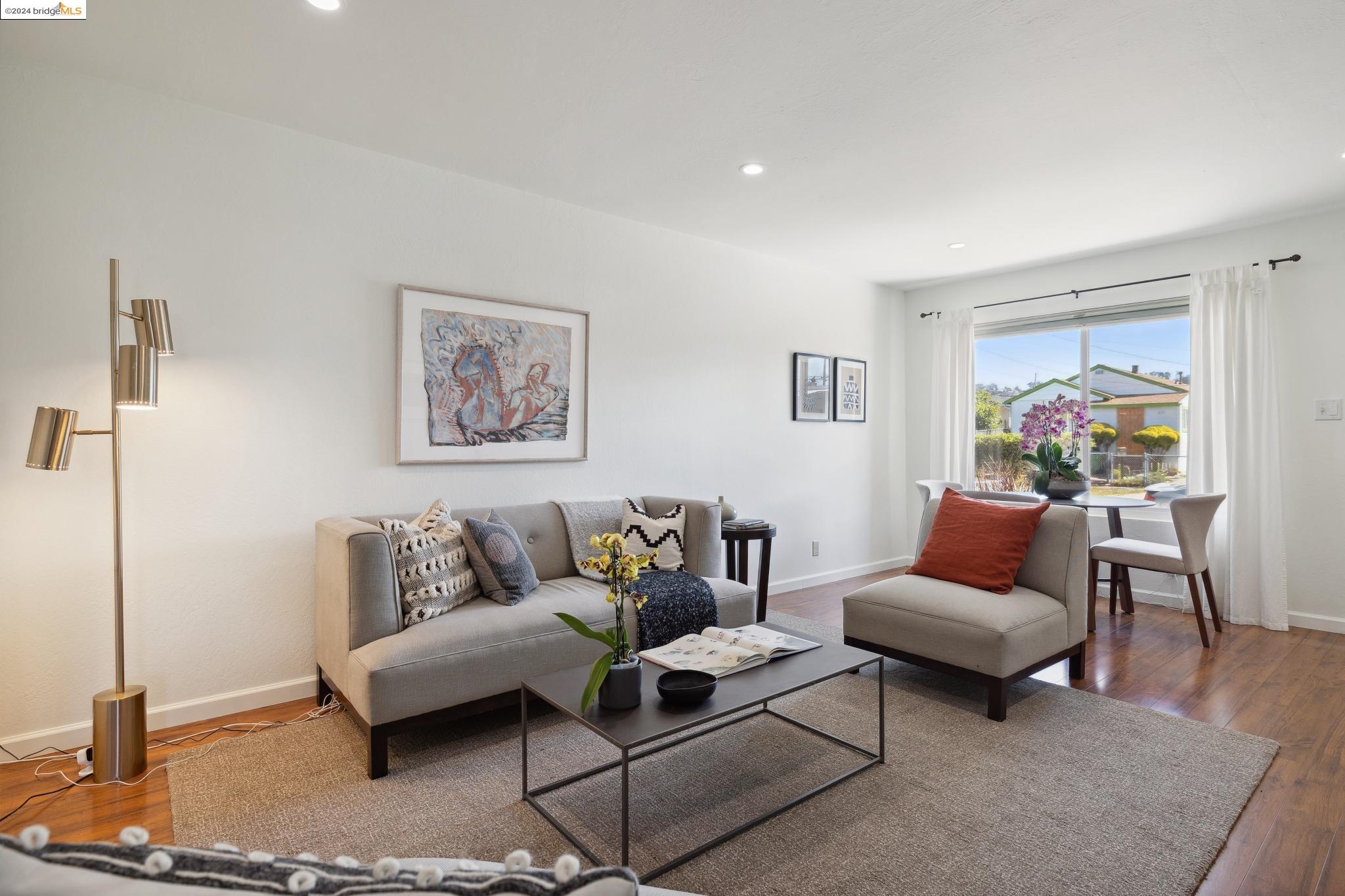 261 S 42Nd St
