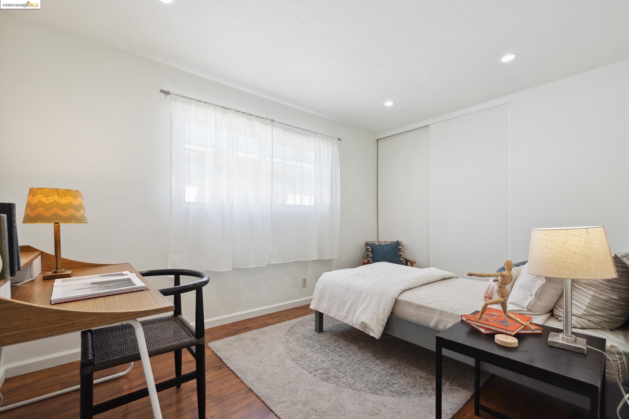 261 S 42Nd St