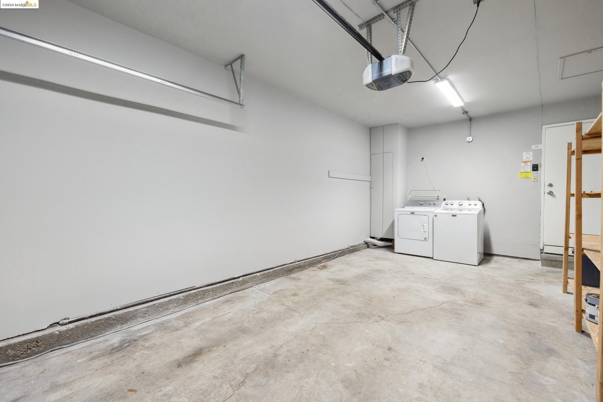 261 S 42Nd St