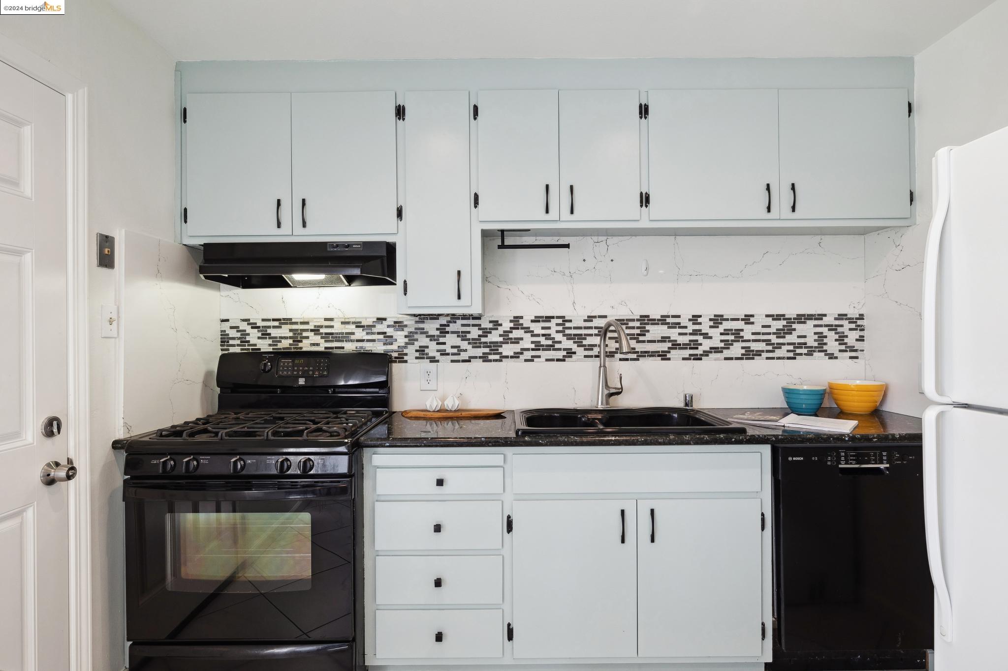 261 S 42Nd St