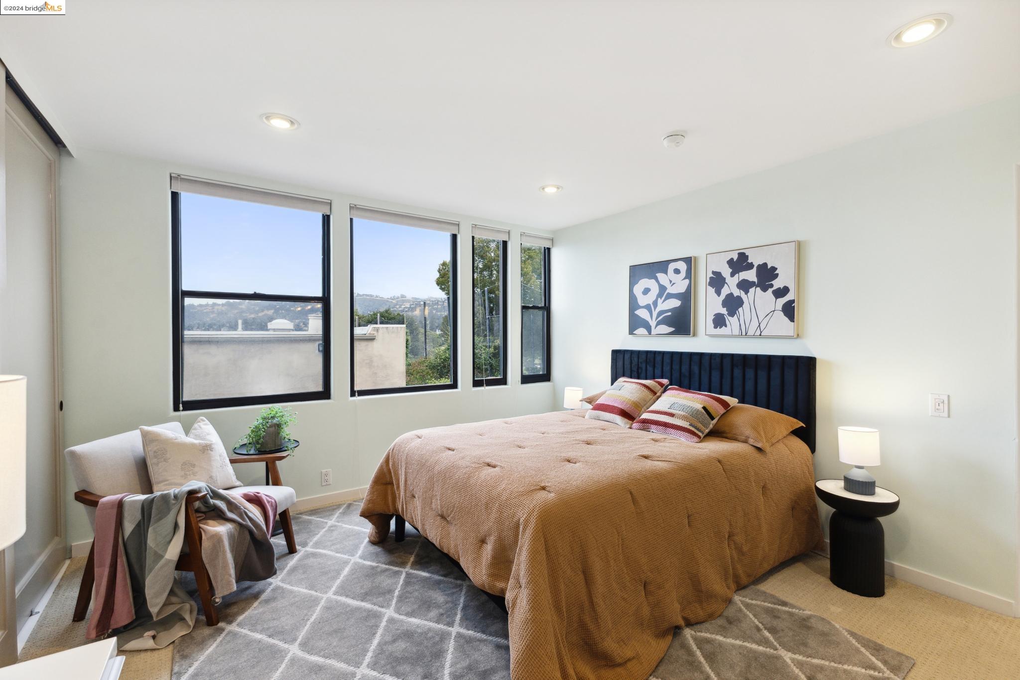 5400 Broadway Ter # 206