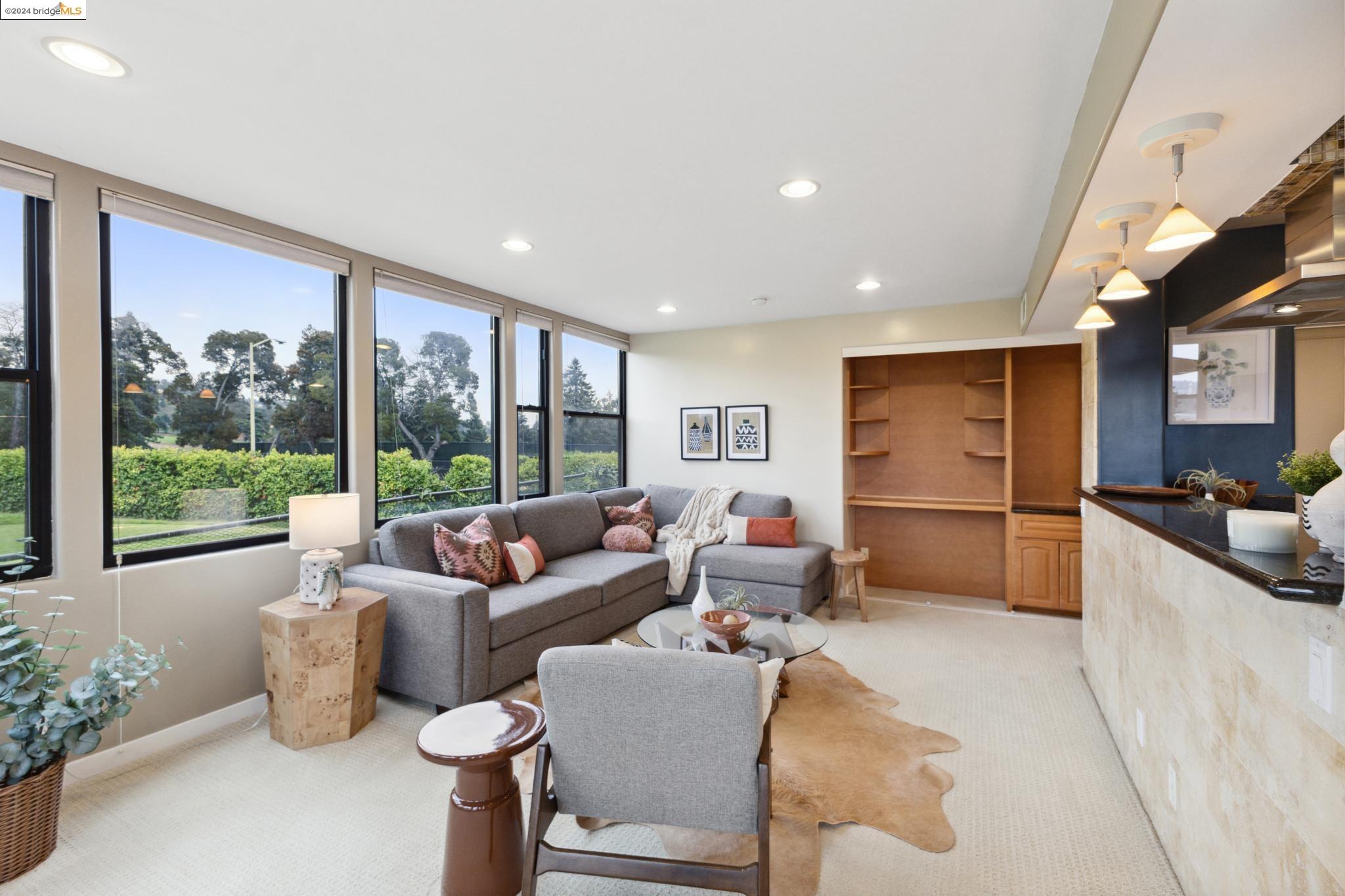 5400 Broadway Ter # 206
