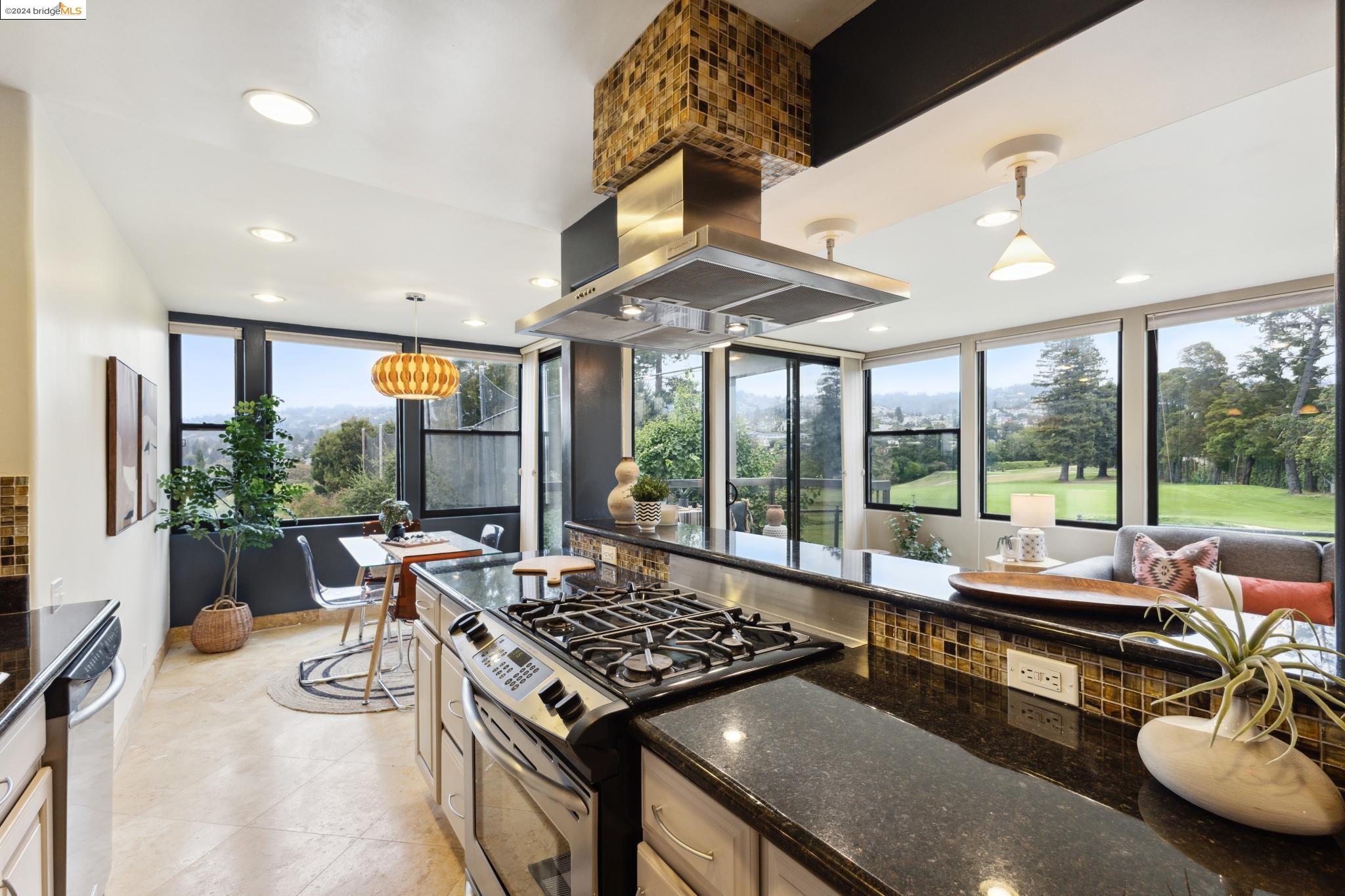 5400 Broadway Ter # 206