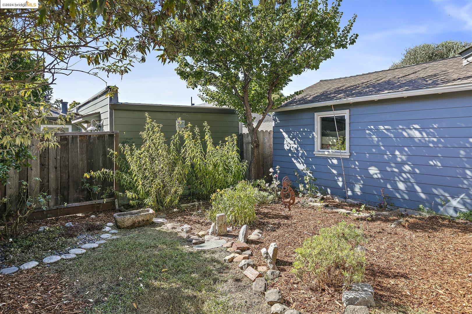 107 Ramona Ave