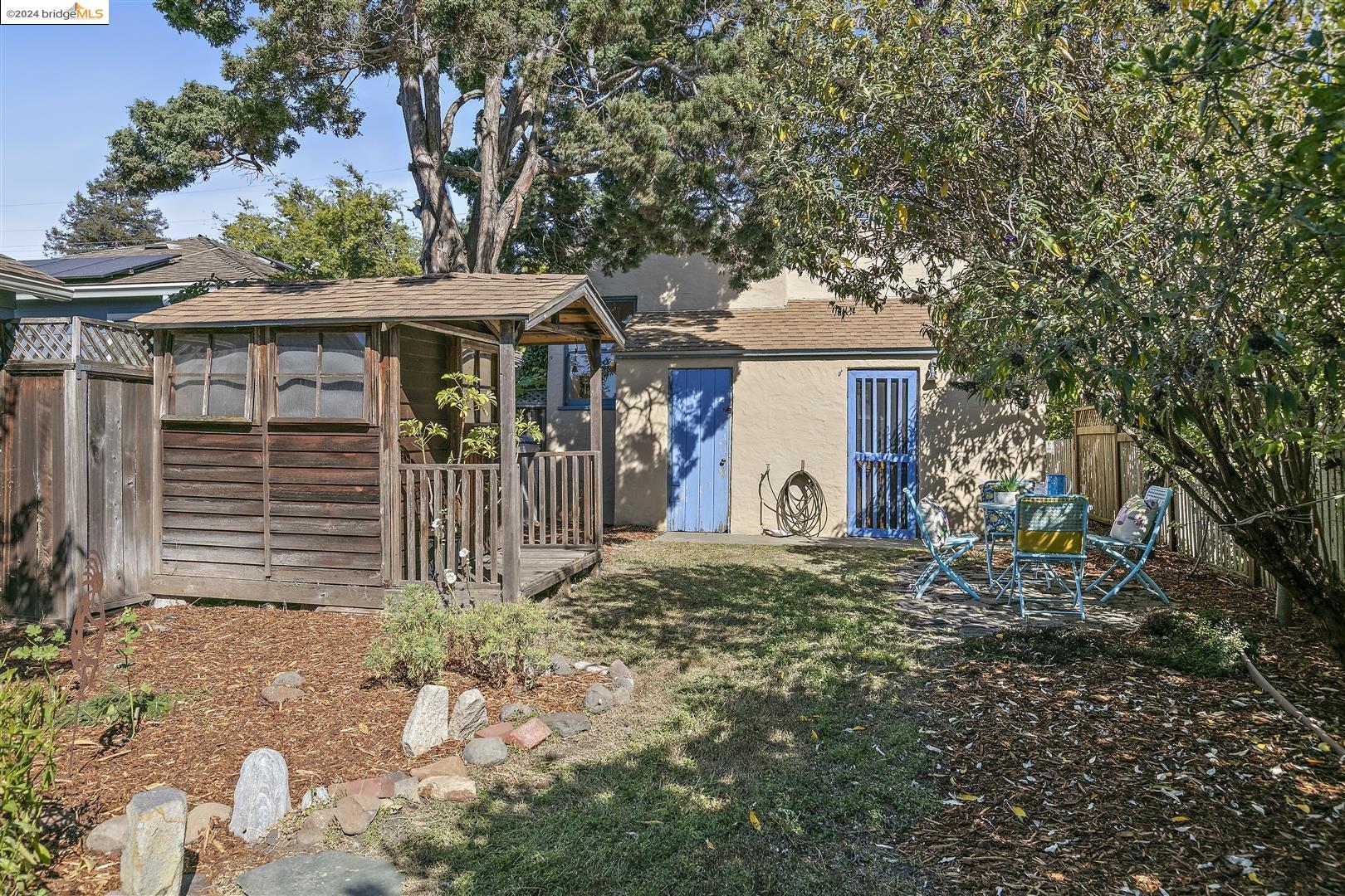 107 Ramona Ave