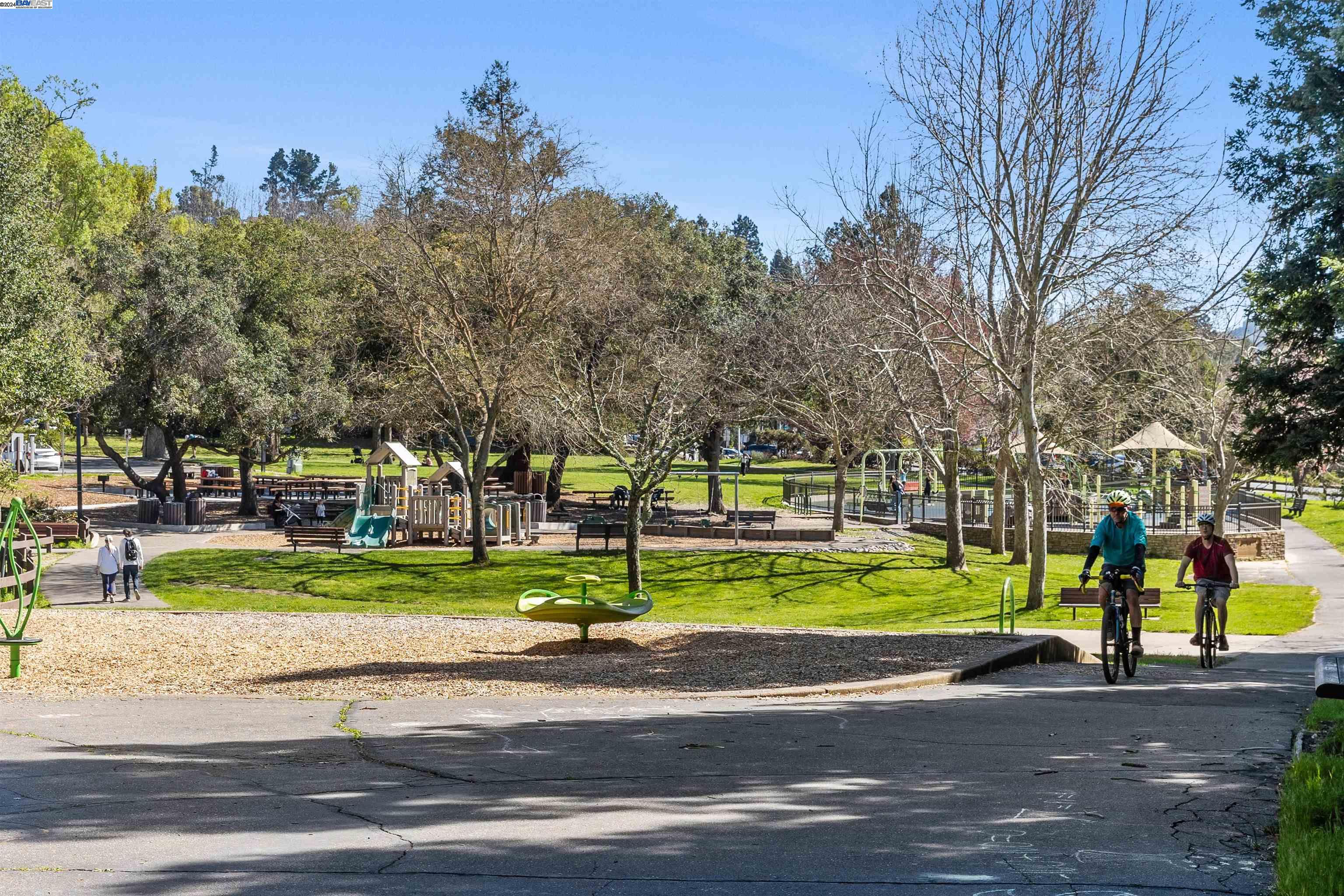 2121 DONALD DRIVE # 18