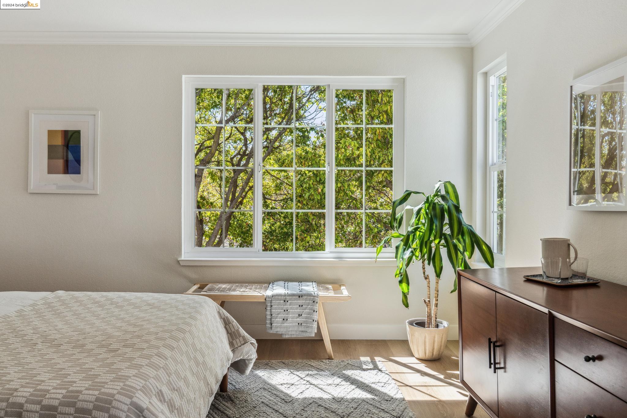 107 Commodore Dr