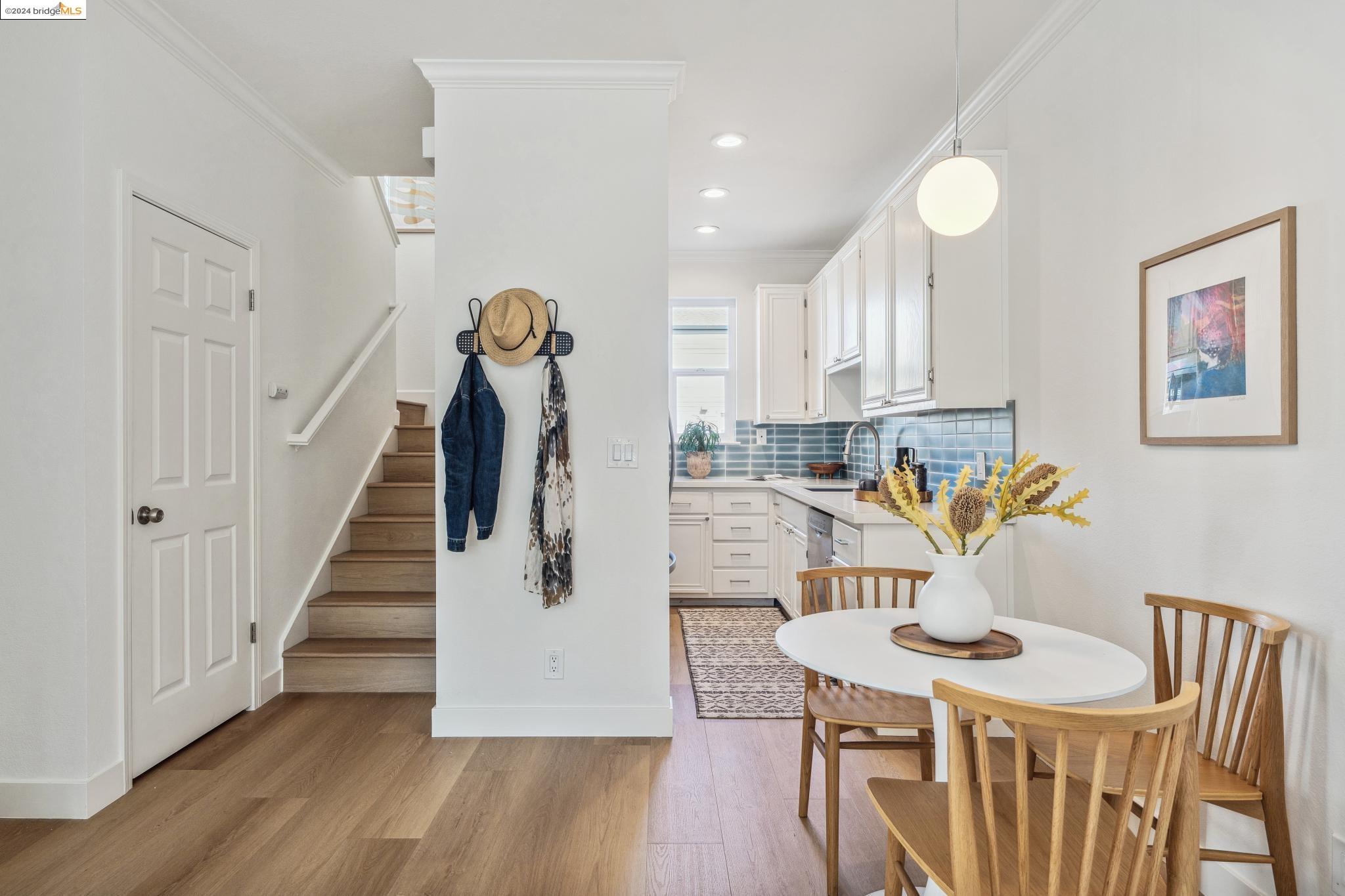 107 Commodore Dr