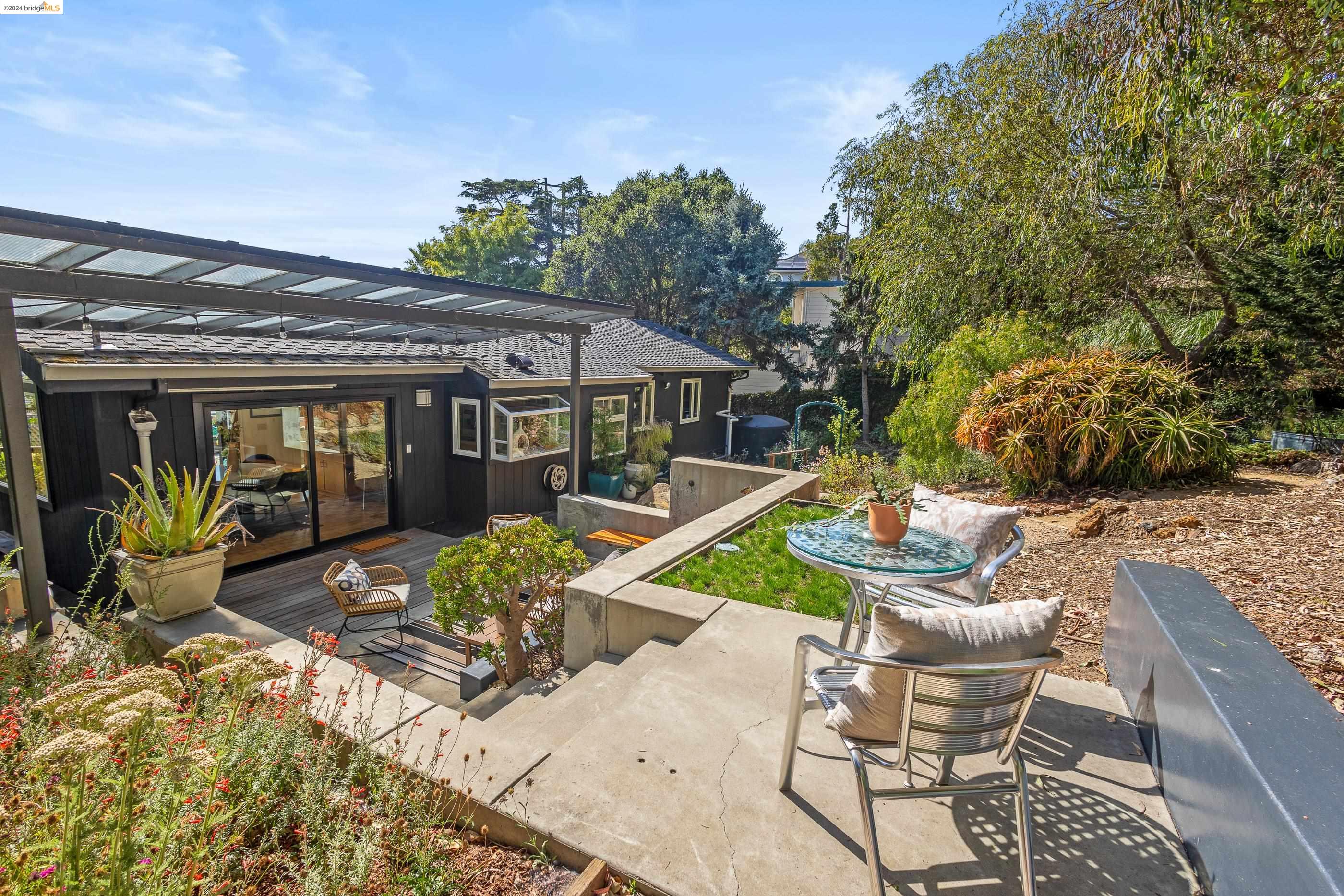 840 Seaview Drive