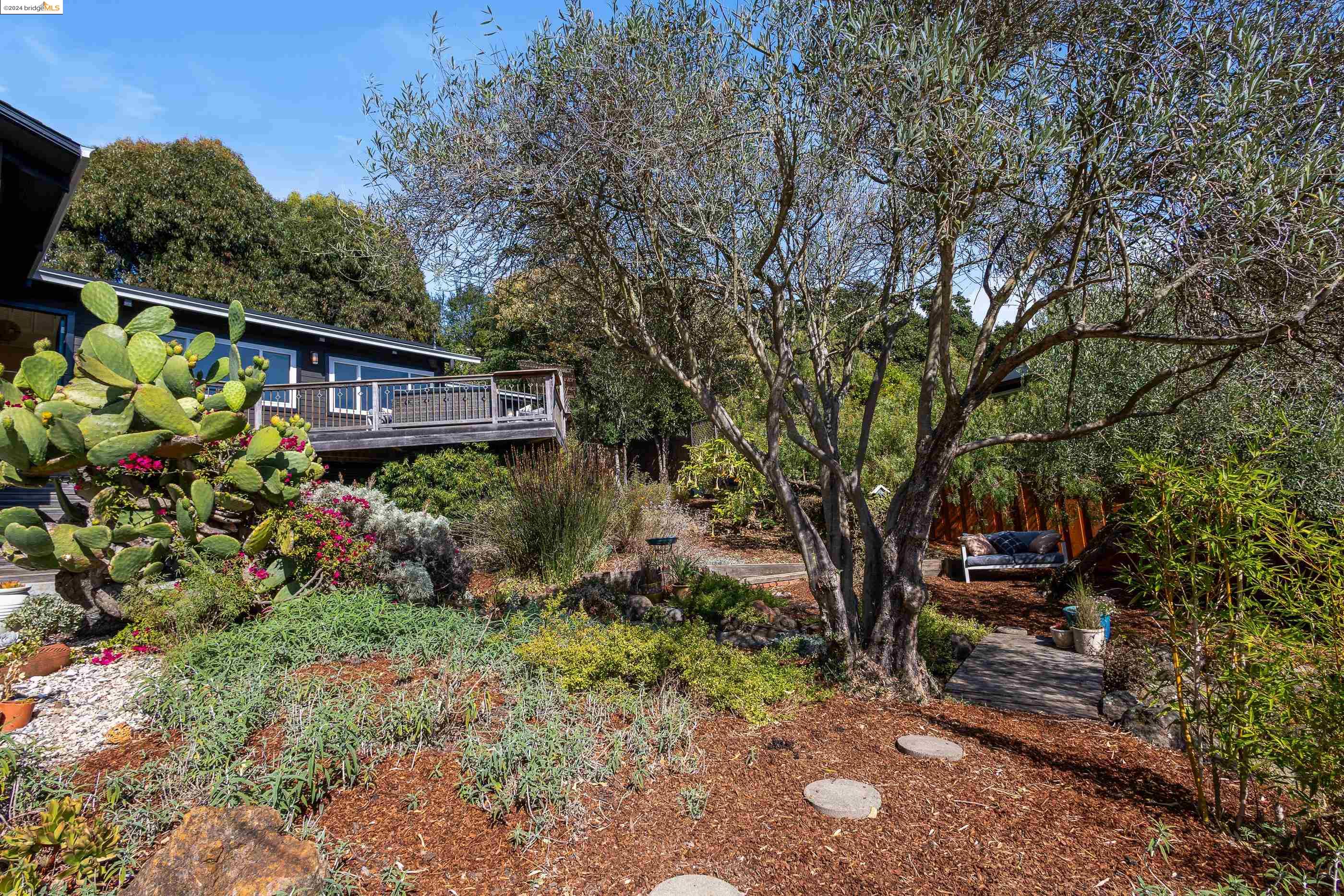 840 Seaview Drive