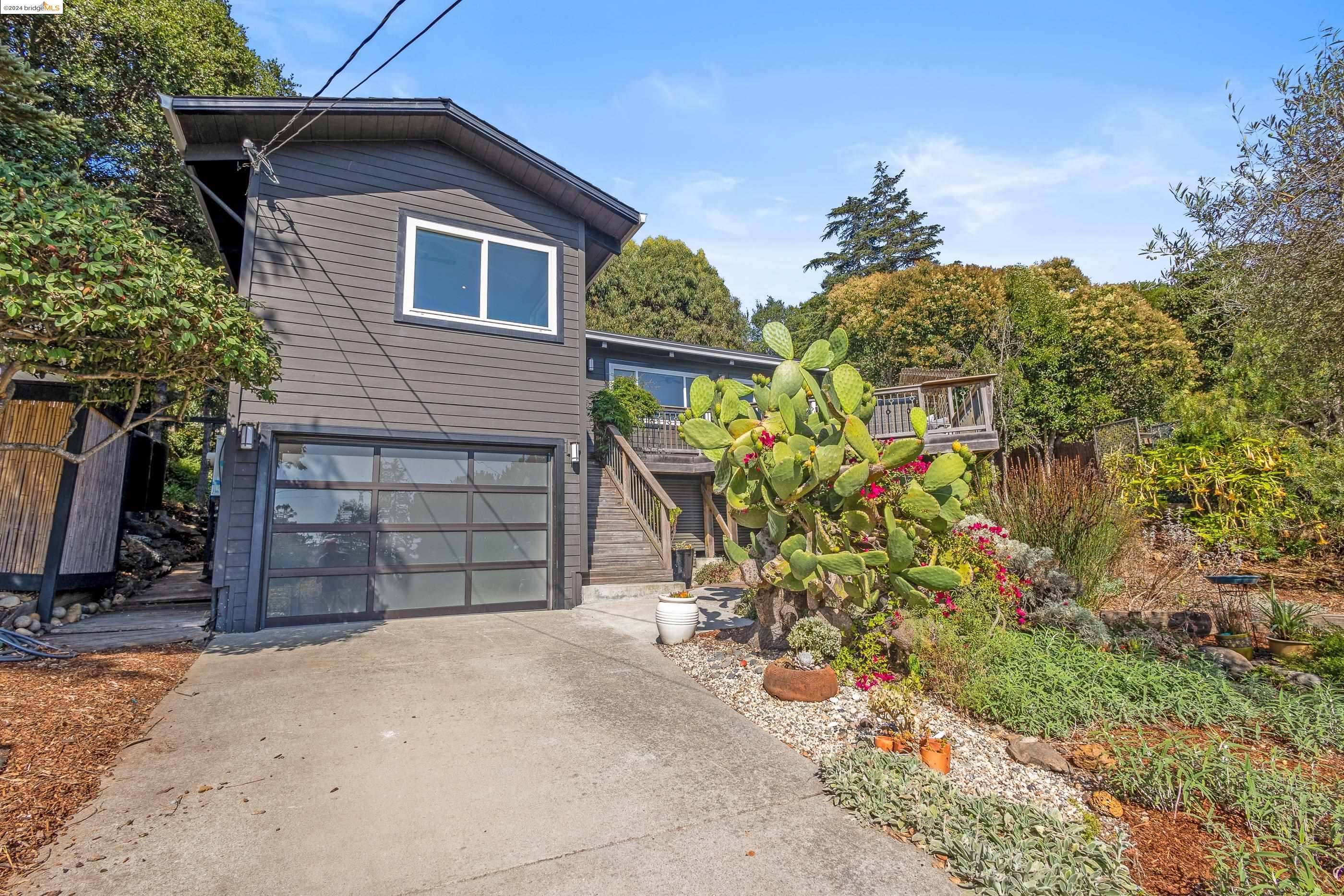 840 Seaview Drive