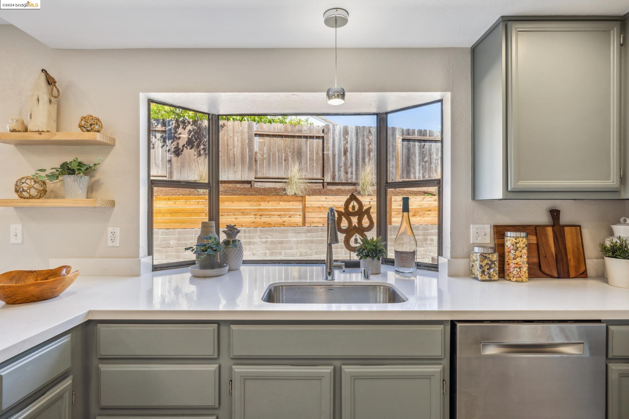 100 Big Bear Ct