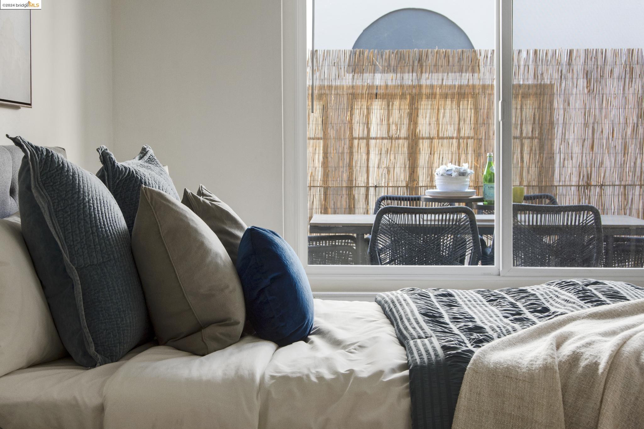 424 Staten Ave # 105