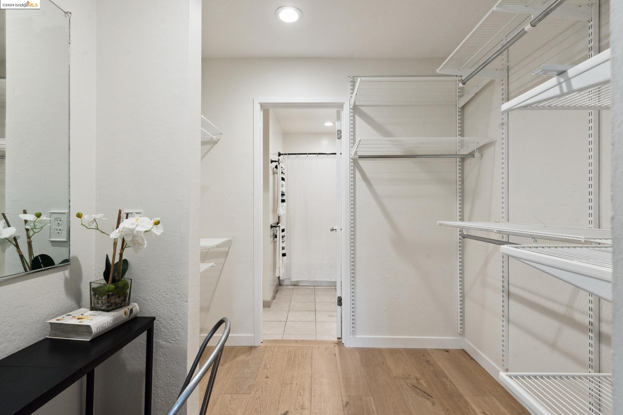 424 Staten Ave # 105