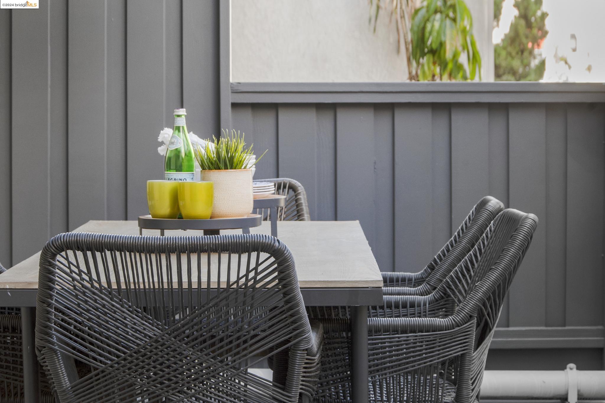 424 Staten Ave # 105