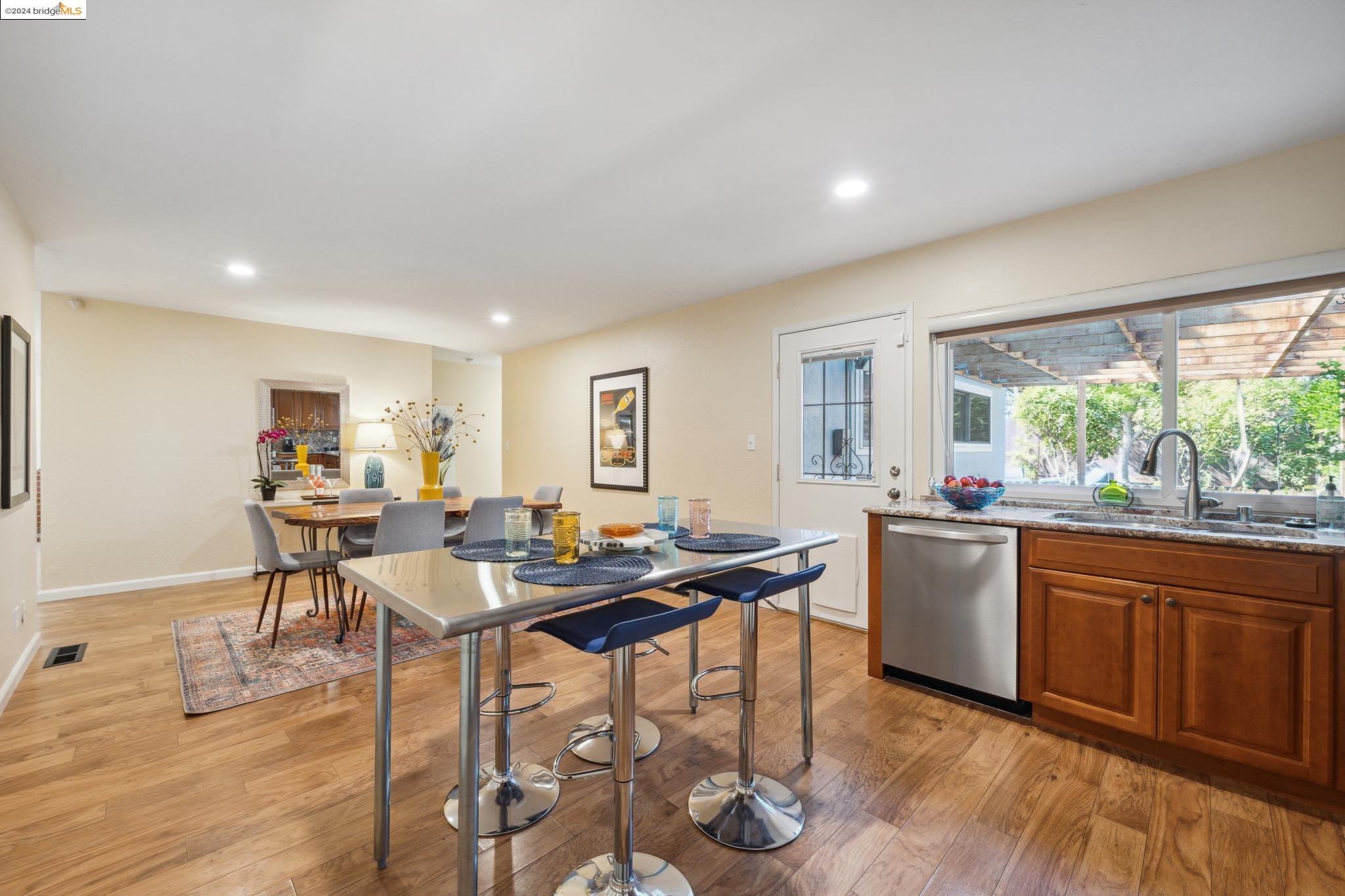 37 Parkridge Pl