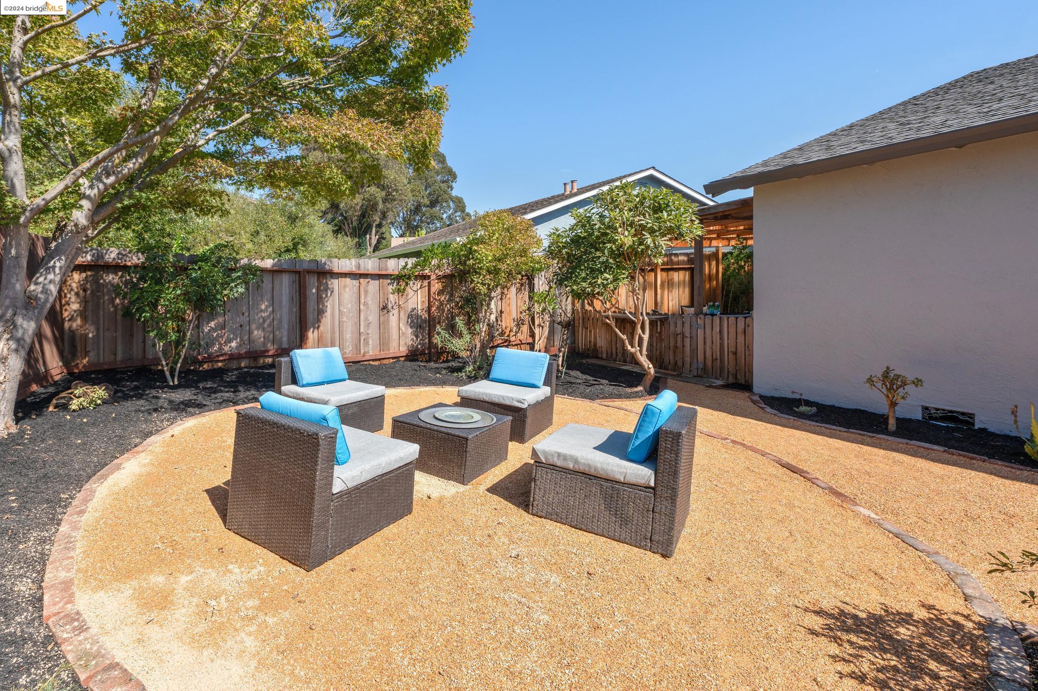 37 Parkridge Pl
