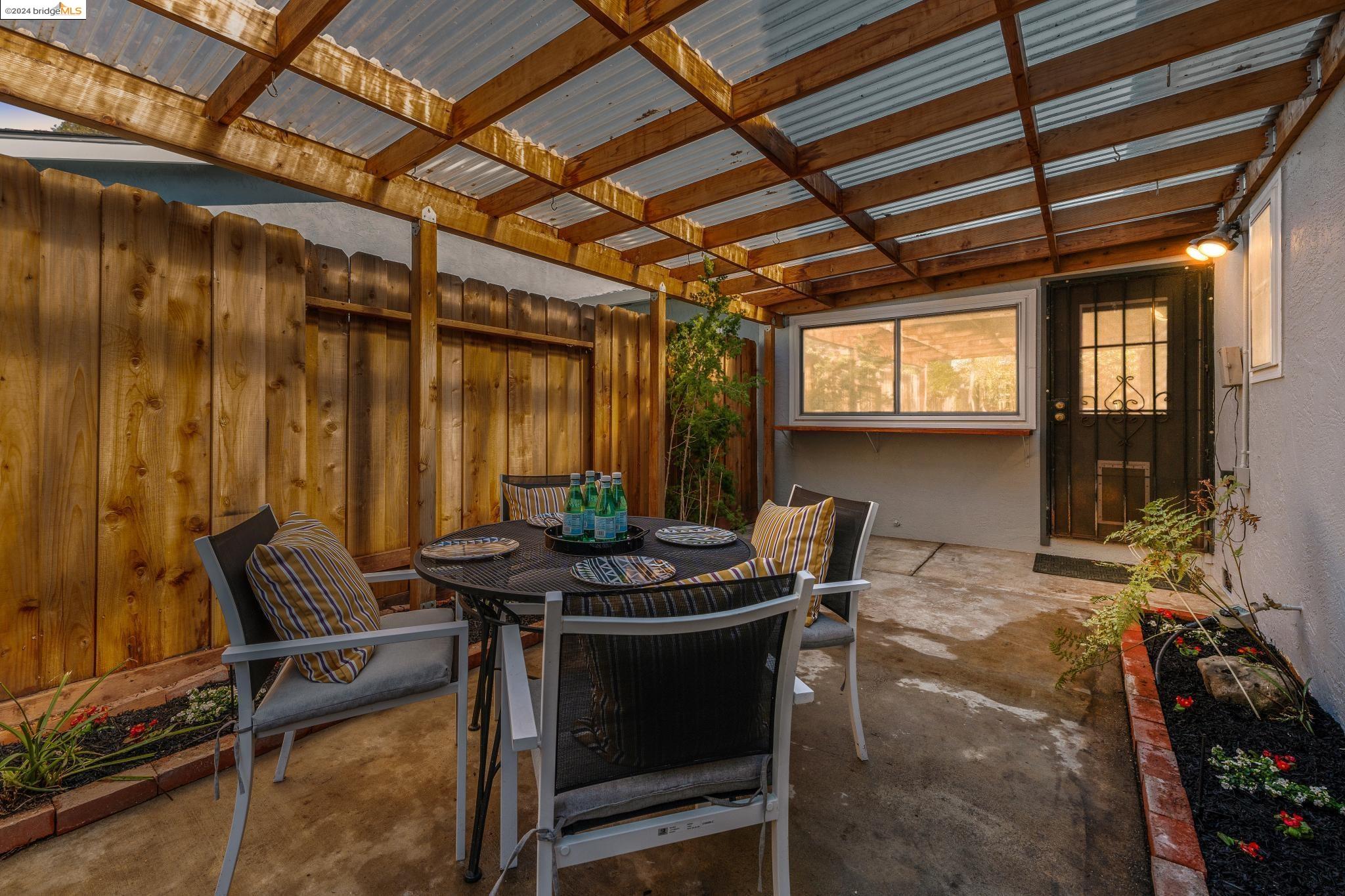 37 Parkridge Pl