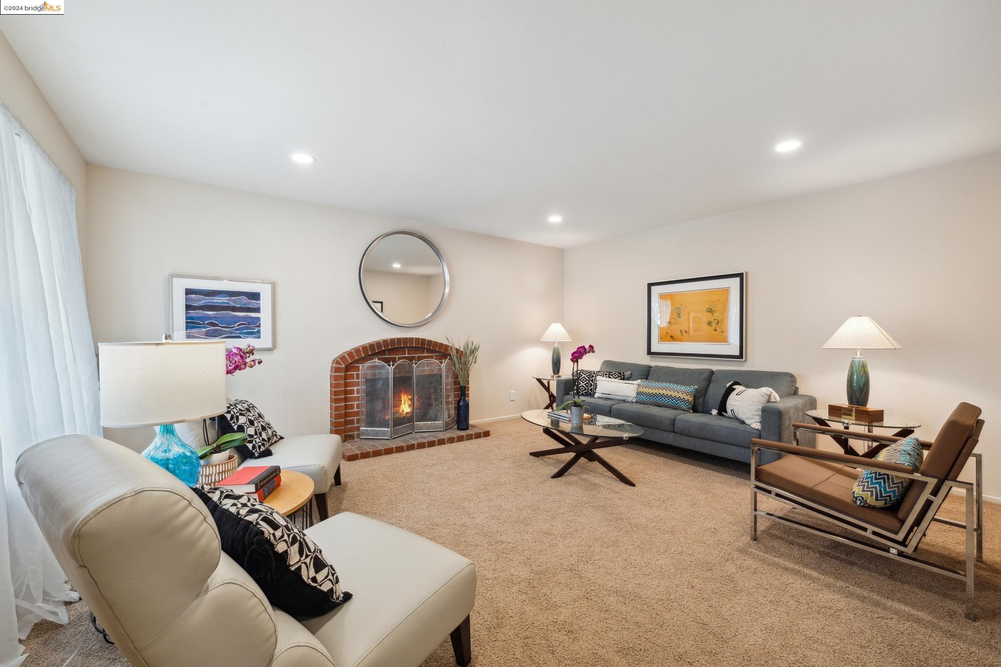 37 Parkridge Pl