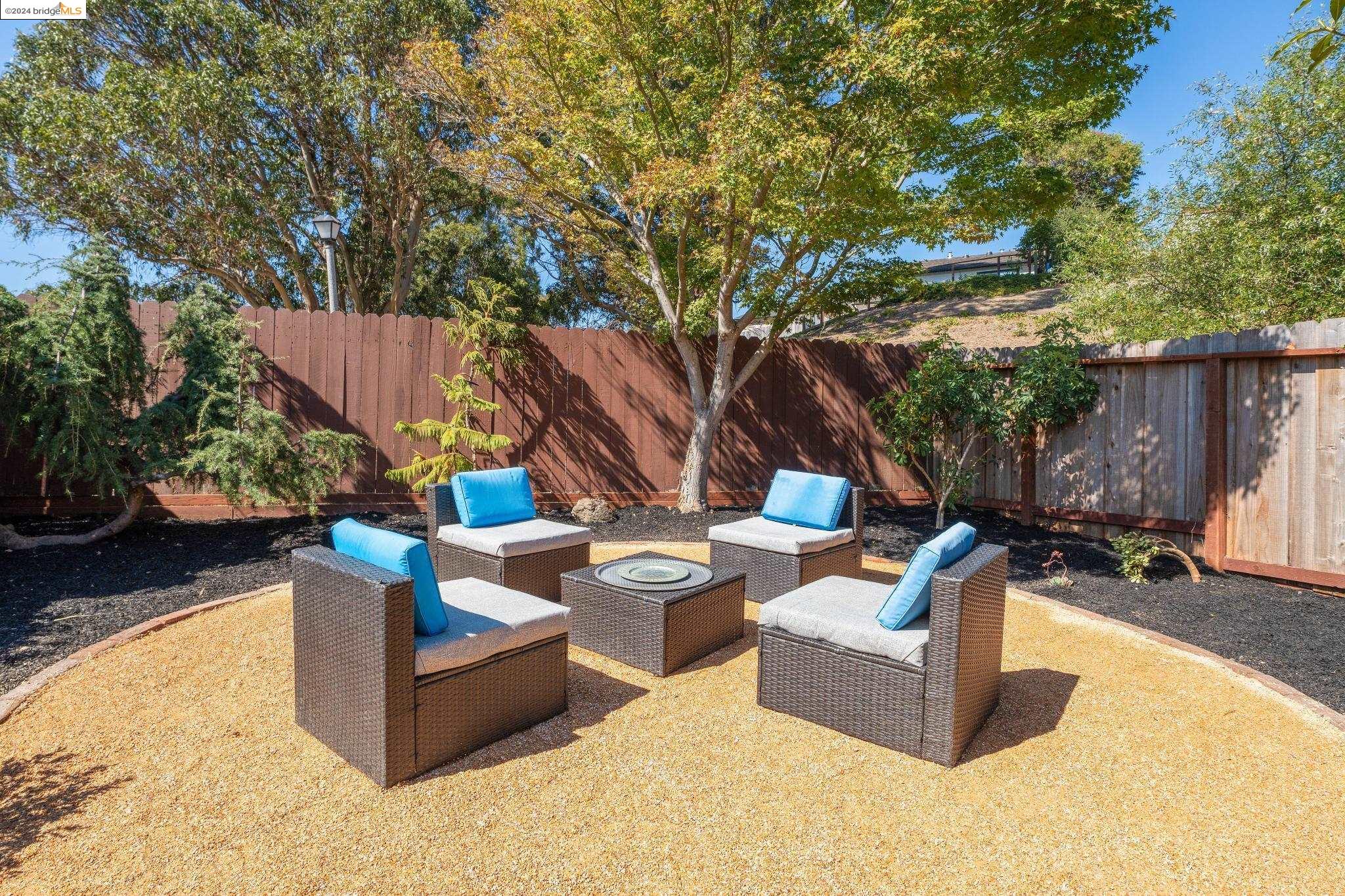 37 Parkridge Pl