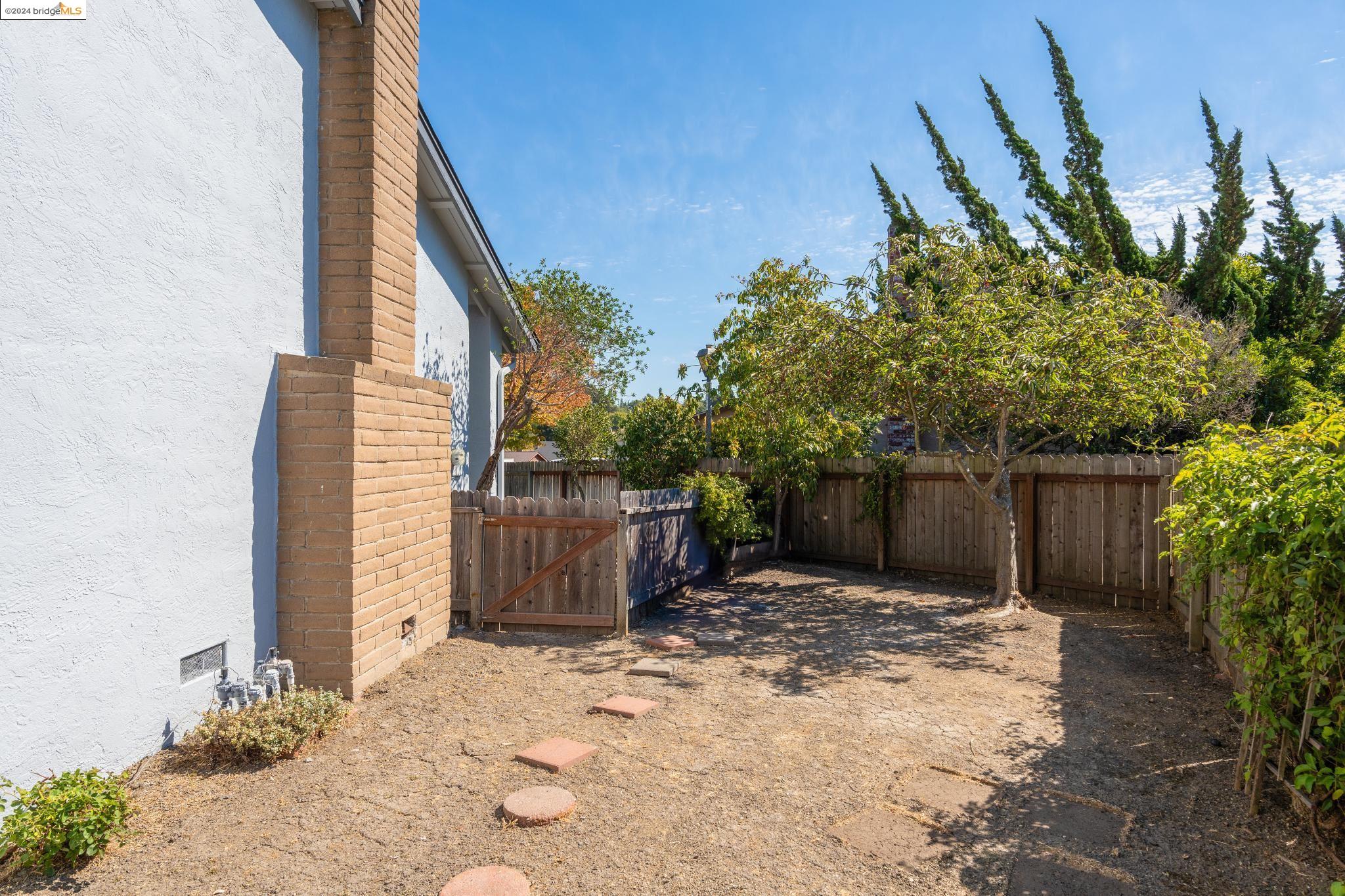 37 Parkridge Pl