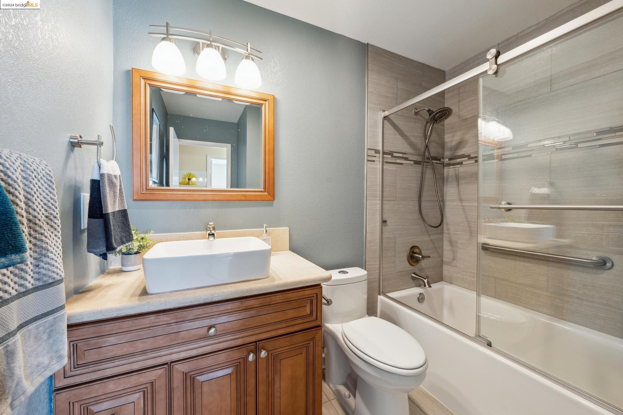 37 Parkridge Pl