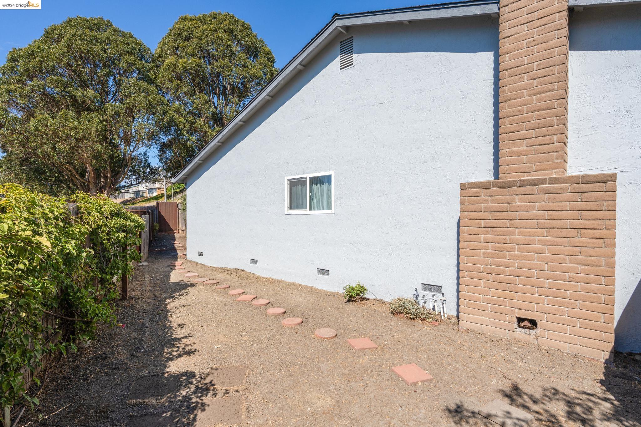 37 Parkridge Pl