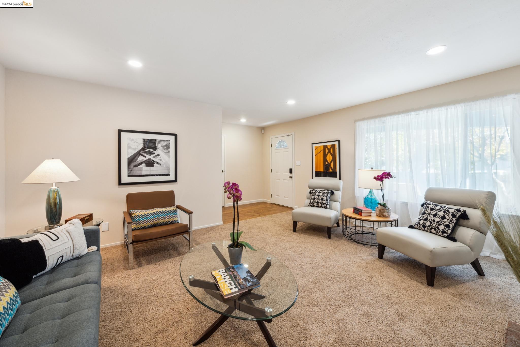 37 Parkridge Pl