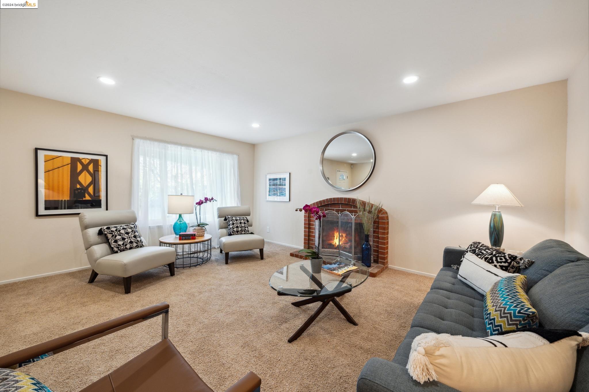 37 Parkridge Pl