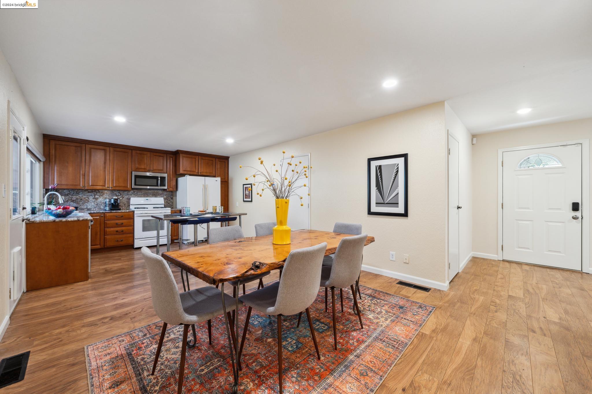 37 Parkridge Pl